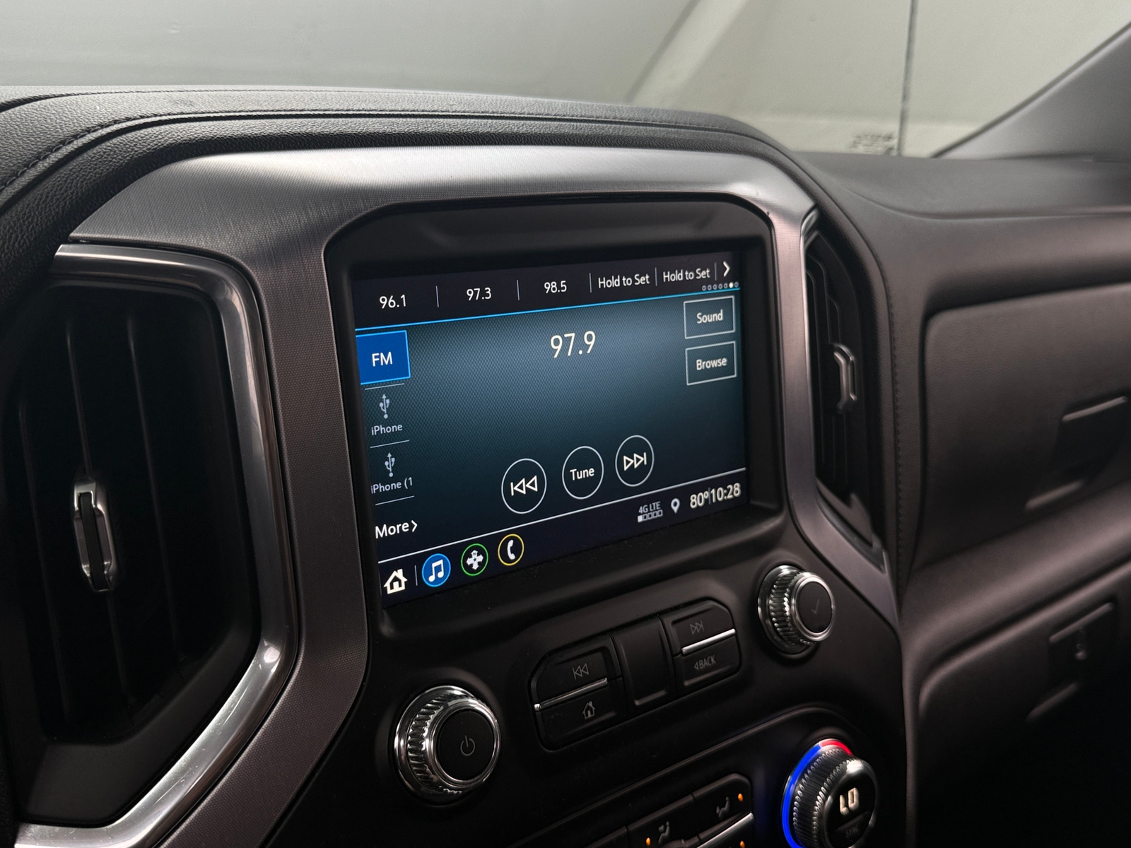 Thumbnail: 2022 GMC Sierra 1500 - 4
