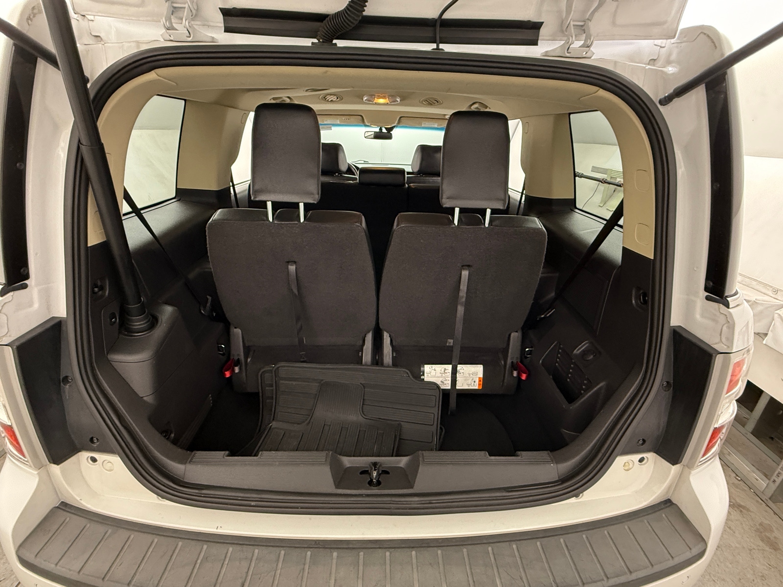 Thumbnail: 2015 Ford Flex - 6