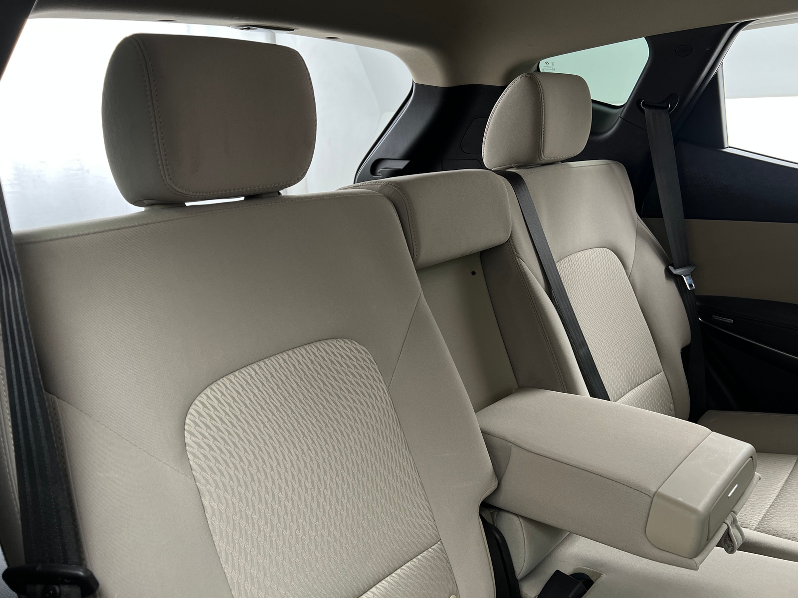 Thumbnail: 2017 Hyundai Santa Fe - 6
