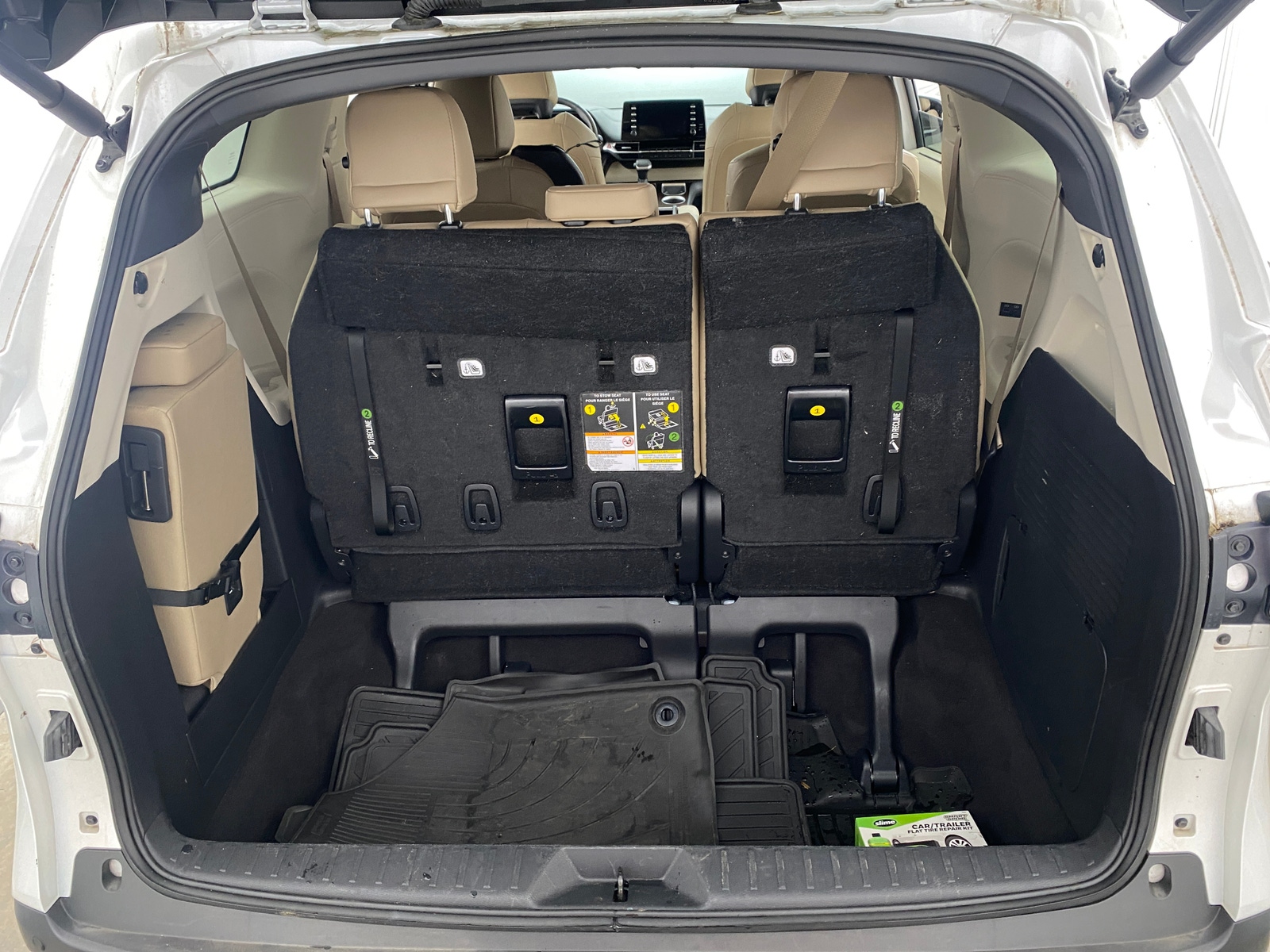 Thumbnail: 2023 Toyota Sienna - 6