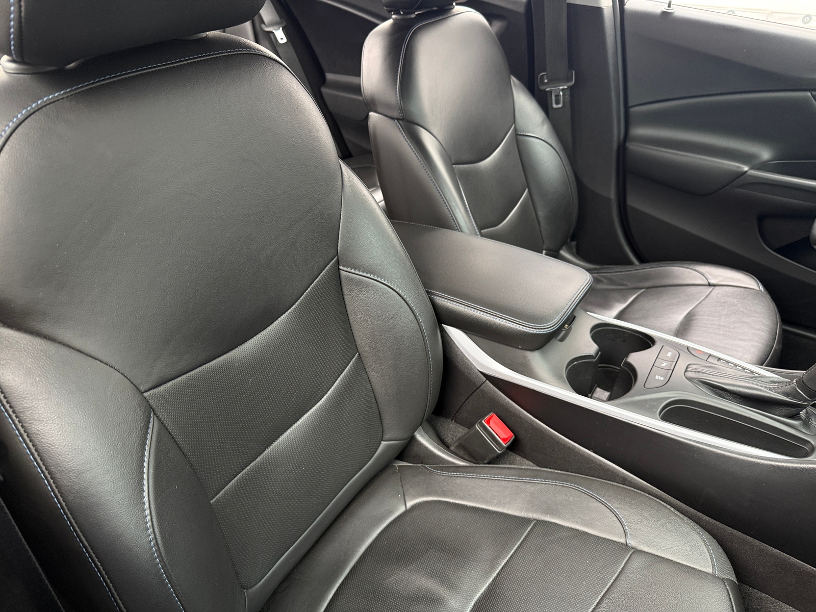 Thumbnail: 2018 Chevrolet Volt - 2