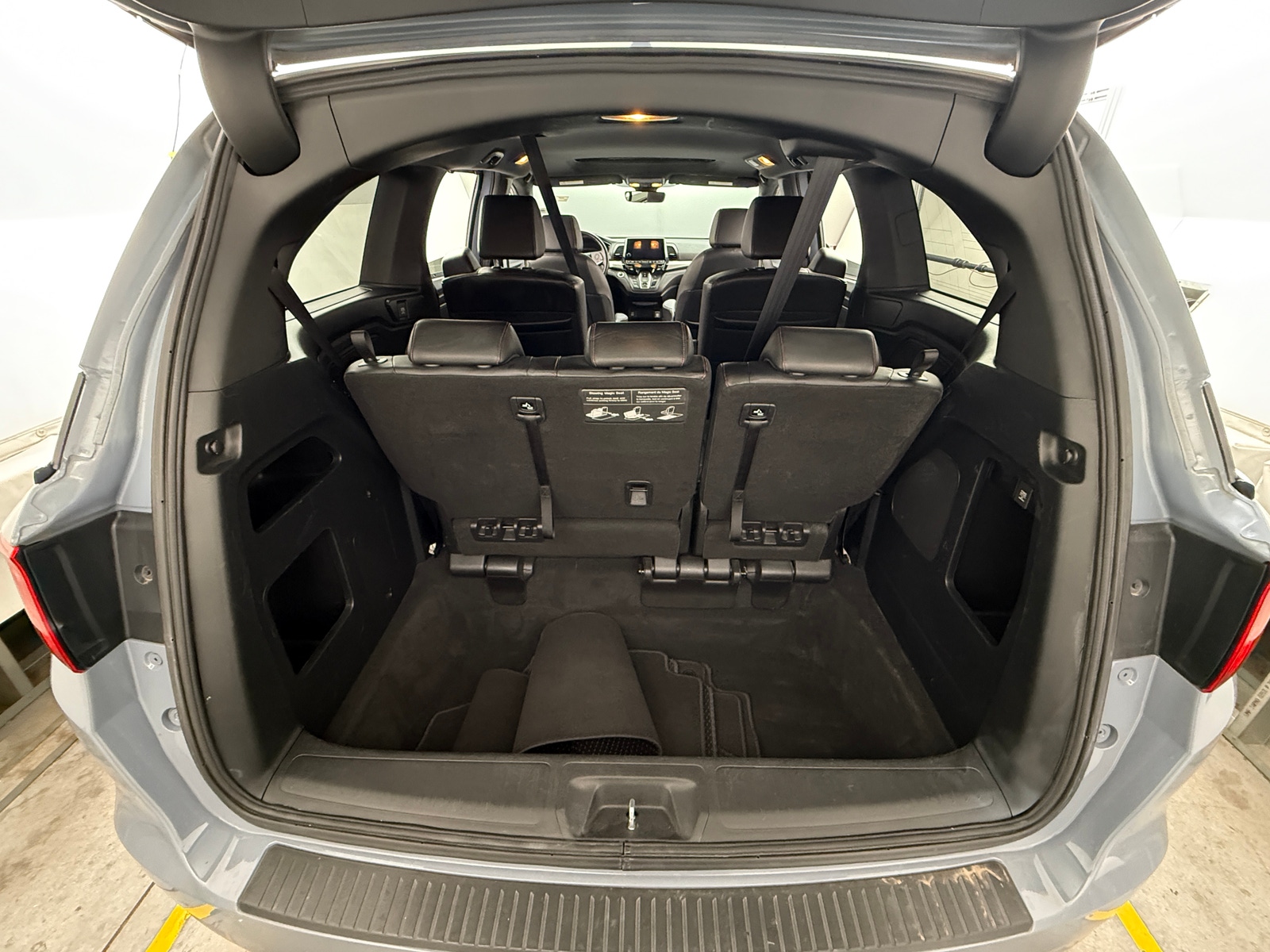 Thumbnail: 2023 Honda Odyssey - 6