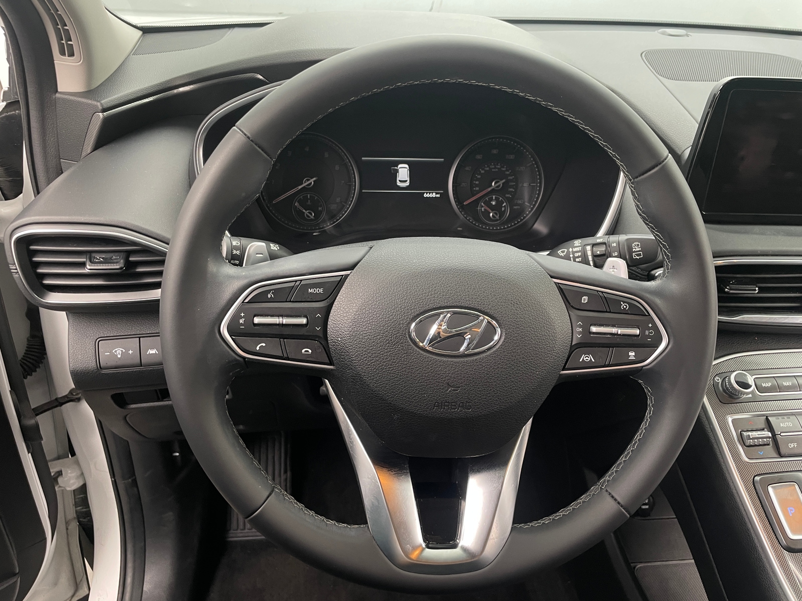 Thumbnail: 2023 Hyundai Santa Fe - 5