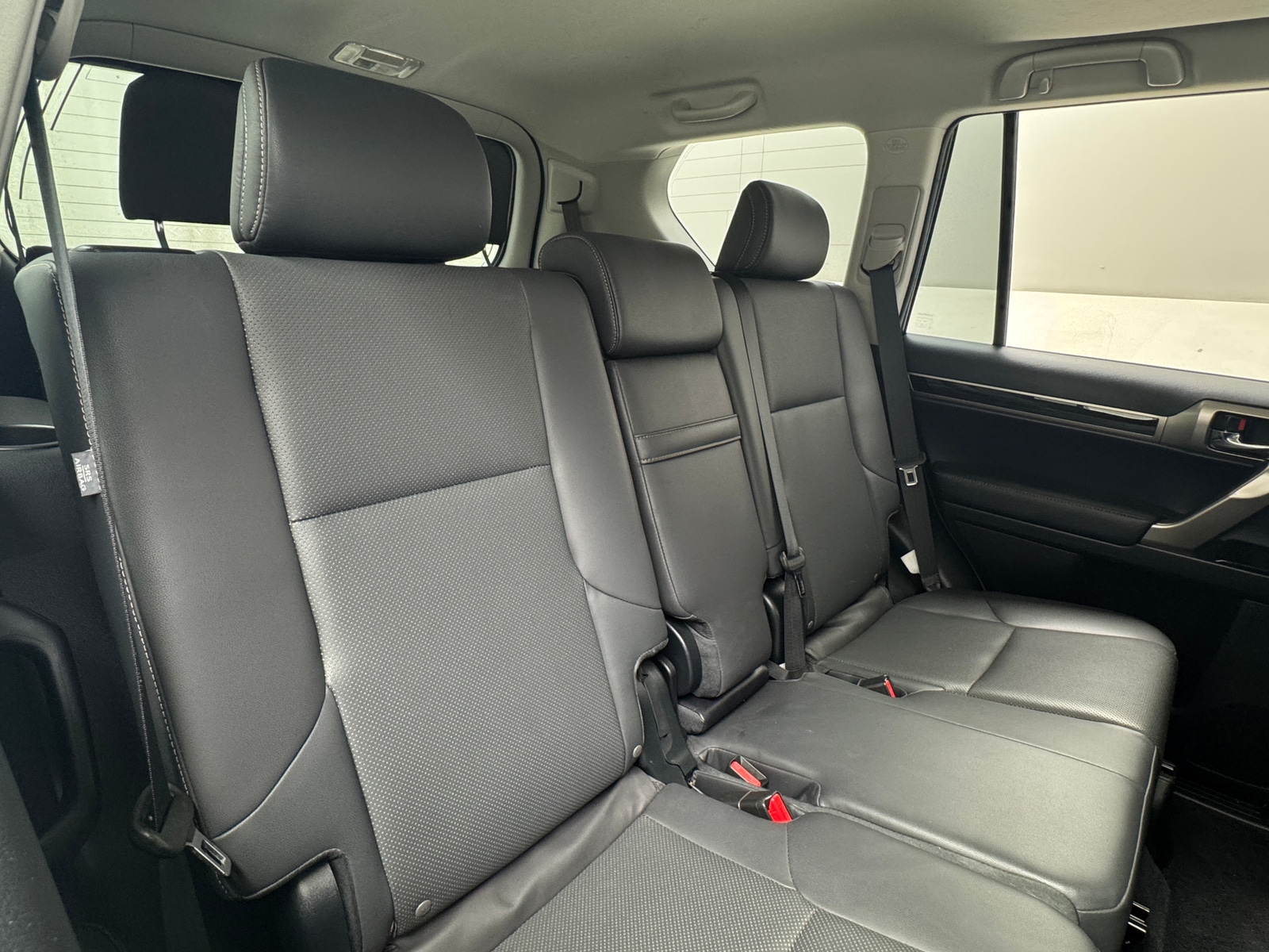 Thumbnail: 2017 Lexus GX - 5