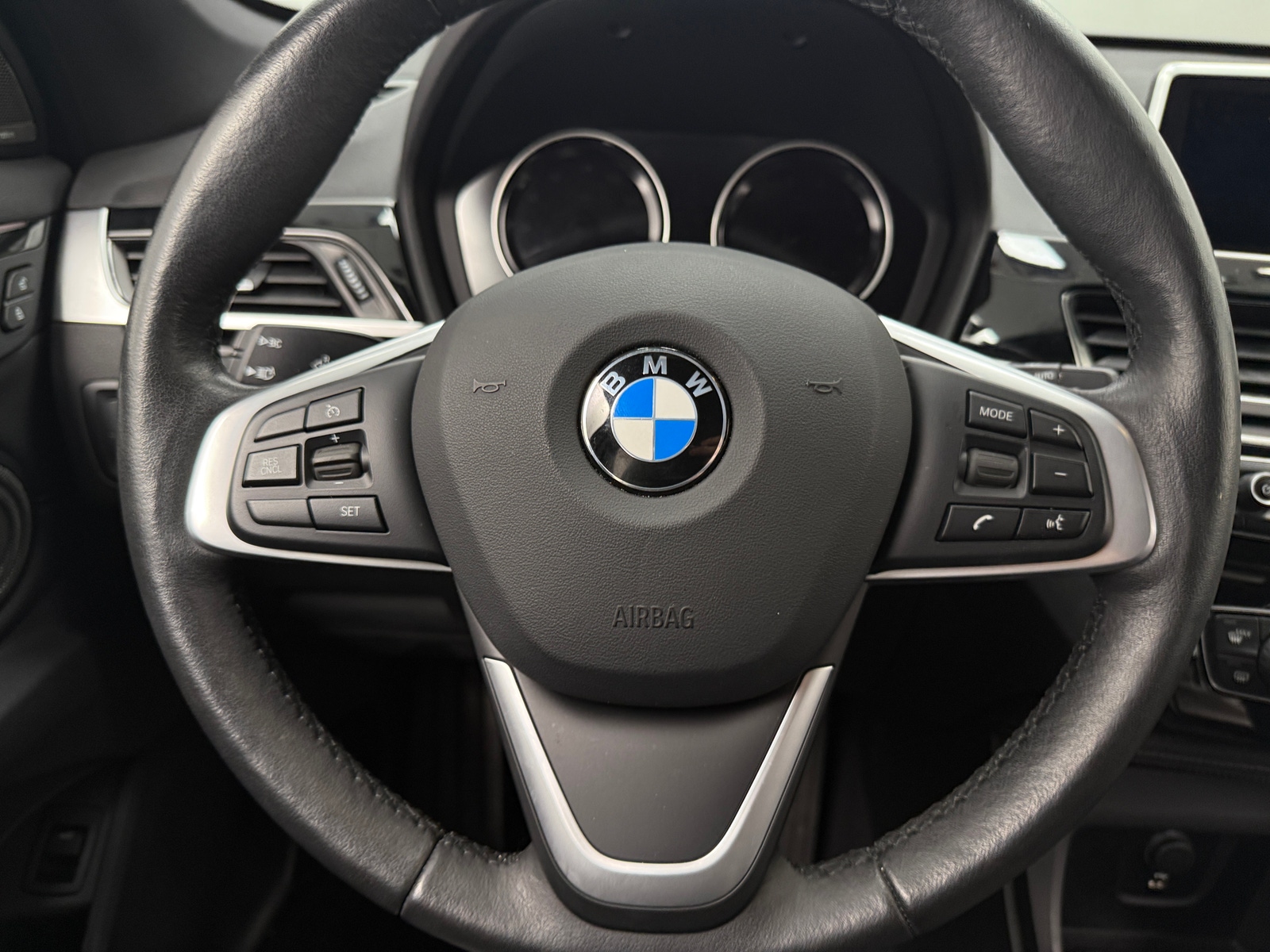 Thumbnail: 2019 BMW X1 - 4
