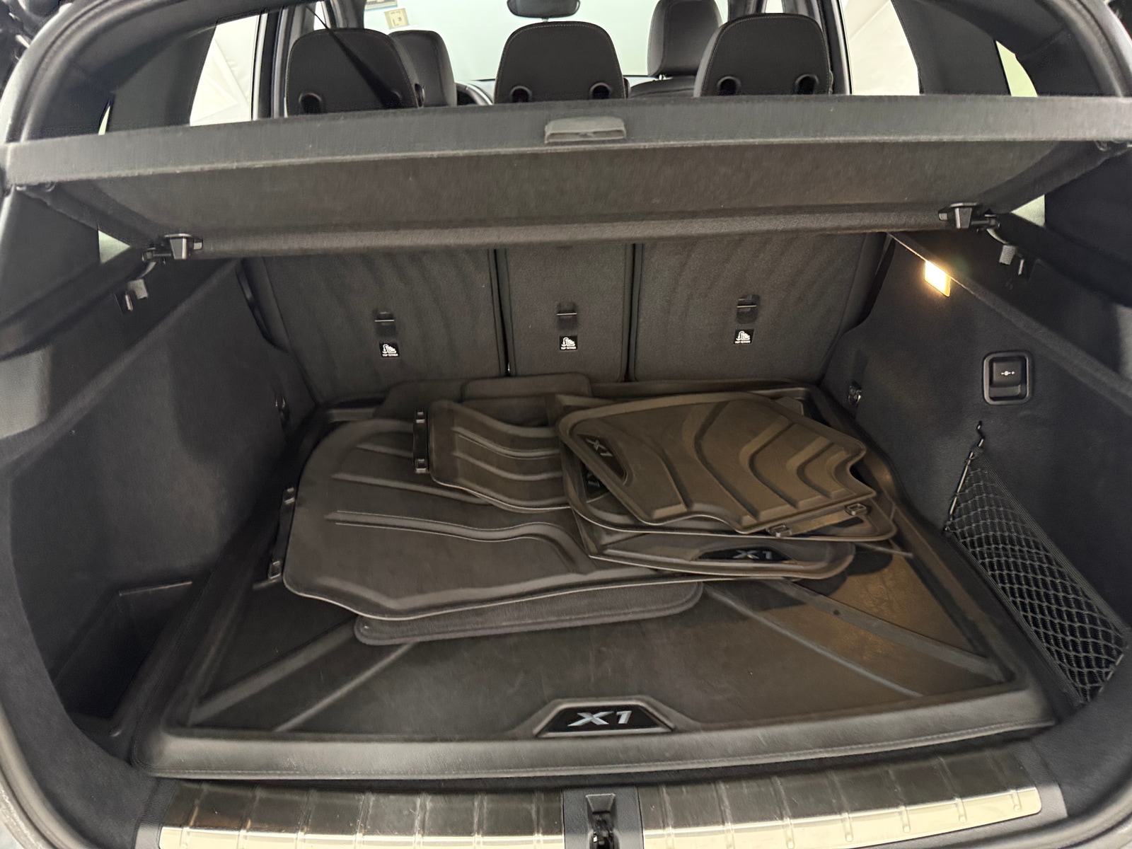 Thumbnail: 2019 BMW X1 - 6