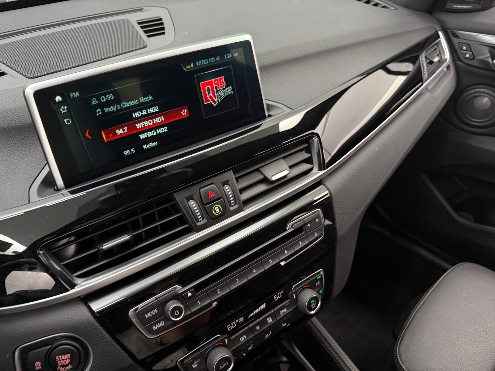Thumbnail: 2019 BMW X1 - 3