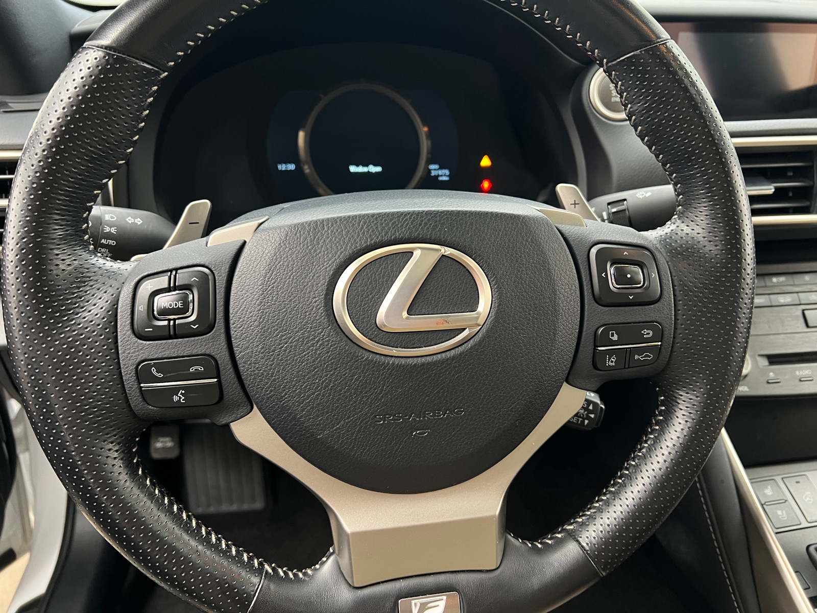 Thumbnail: 2020 Lexus IS - 4