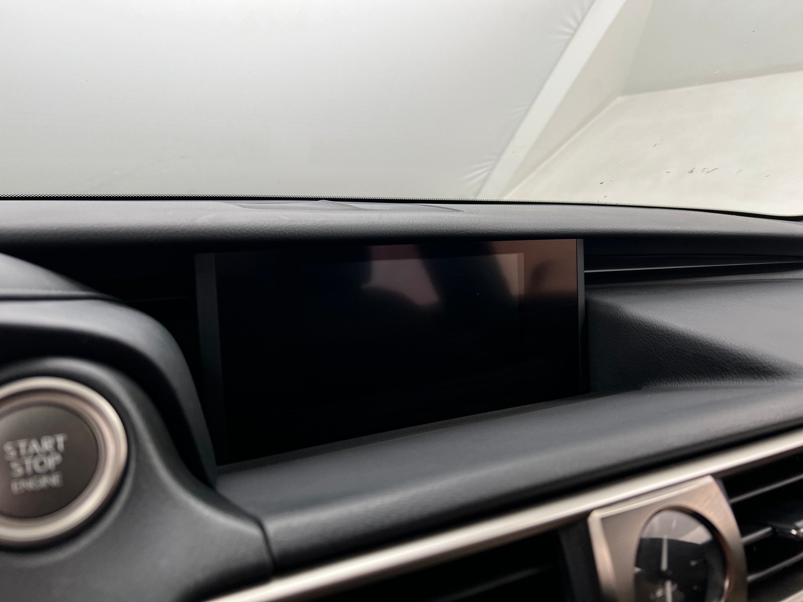Thumbnail: 2020 Lexus IS - 3