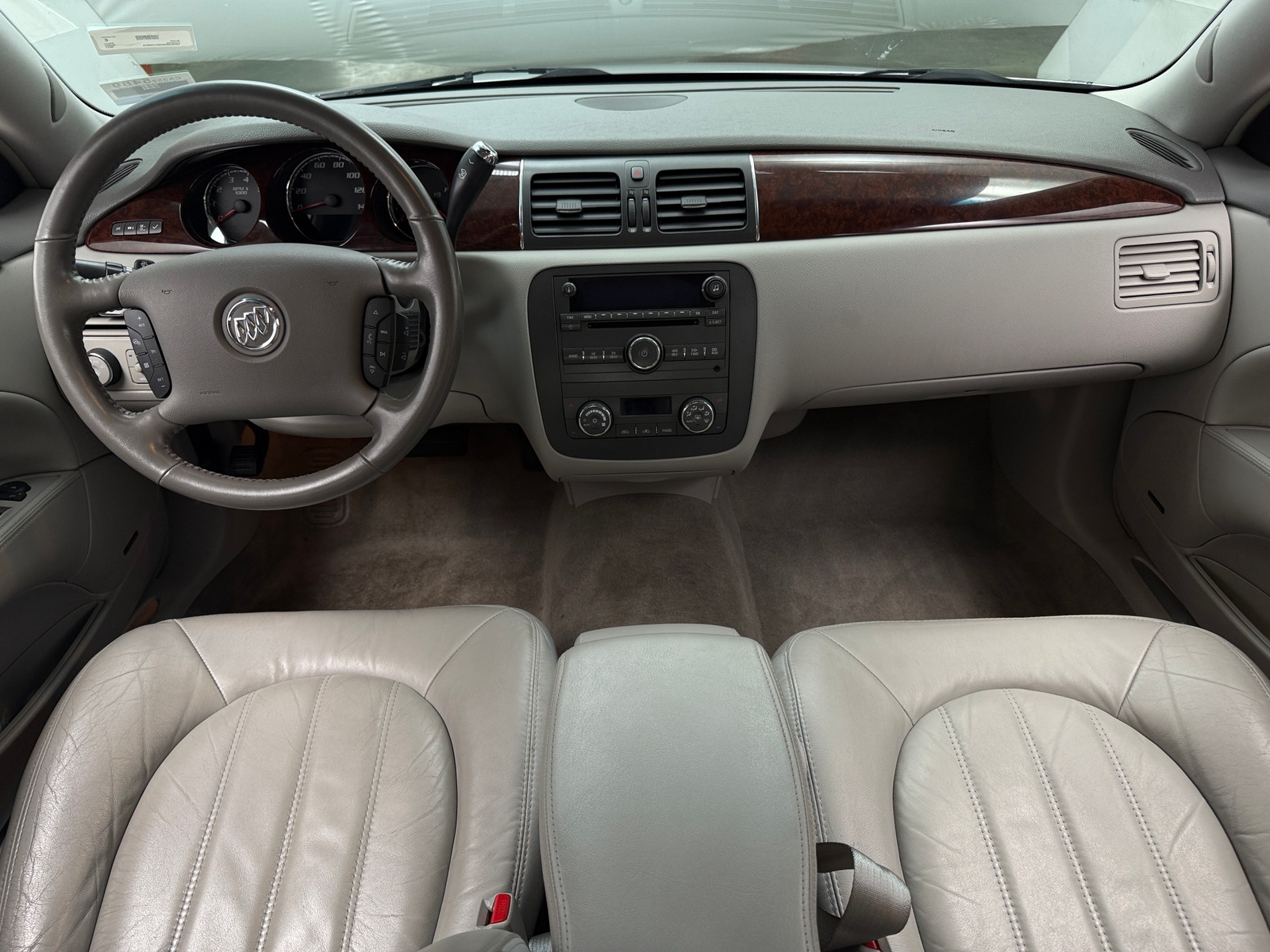 Thumbnail: 2011 Buick Lucerne - 2