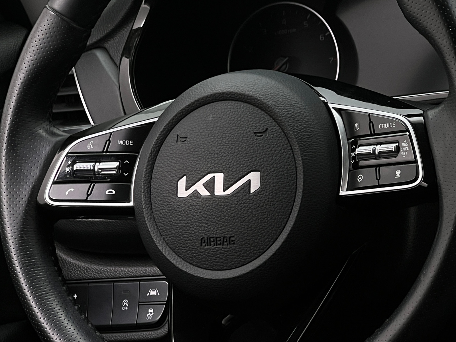 Thumbnail: 2022 Kia Seltos - 4