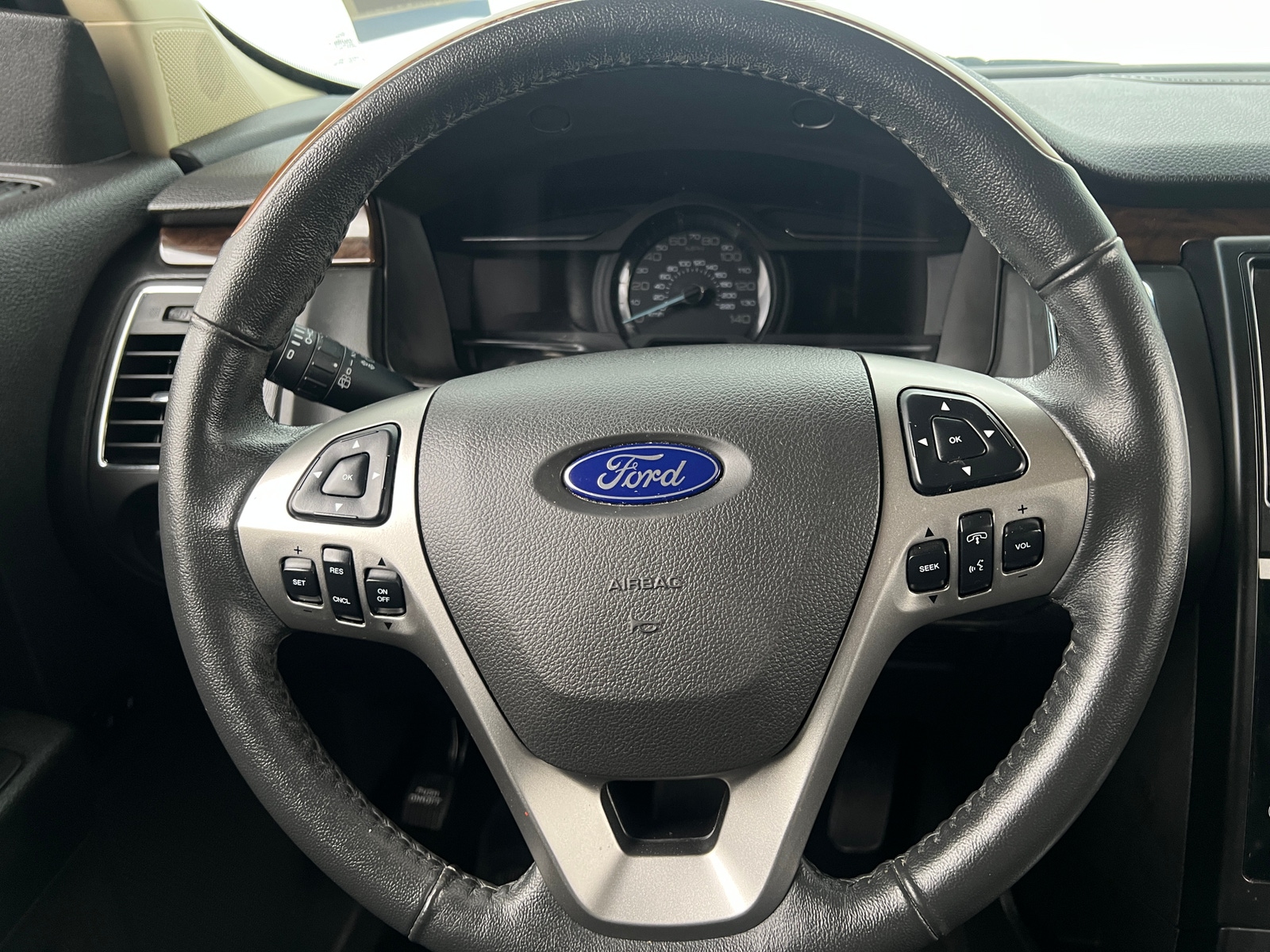 Thumbnail: 2019 Ford Flex - 4