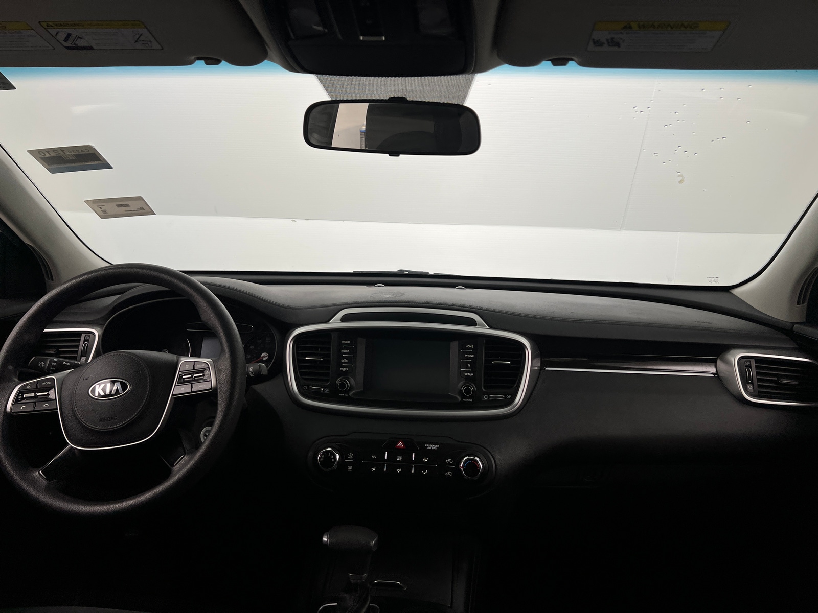 Thumbnail: 2020 Kia Sorento - 3
