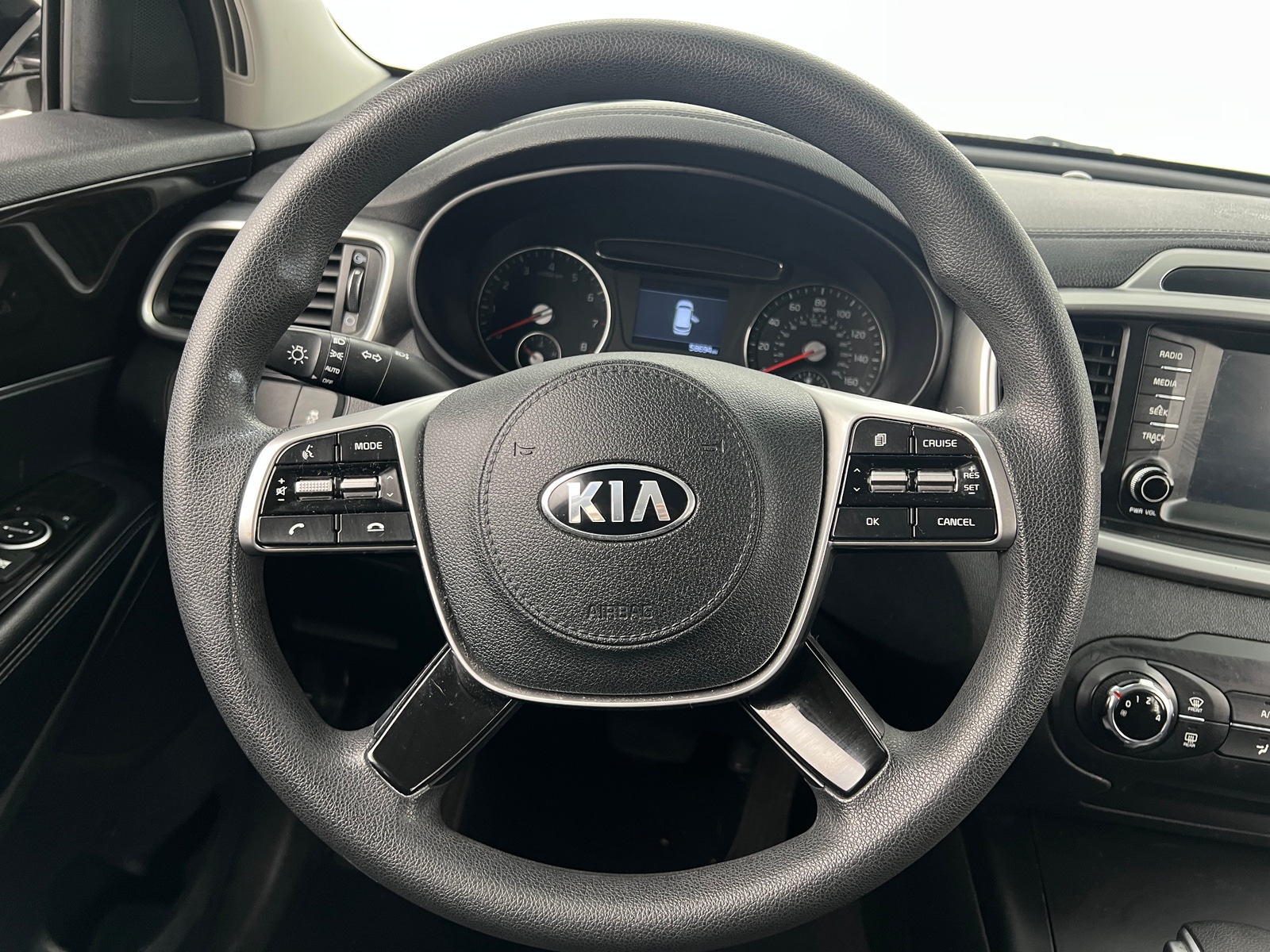 Thumbnail: 2020 Kia Sorento - 5