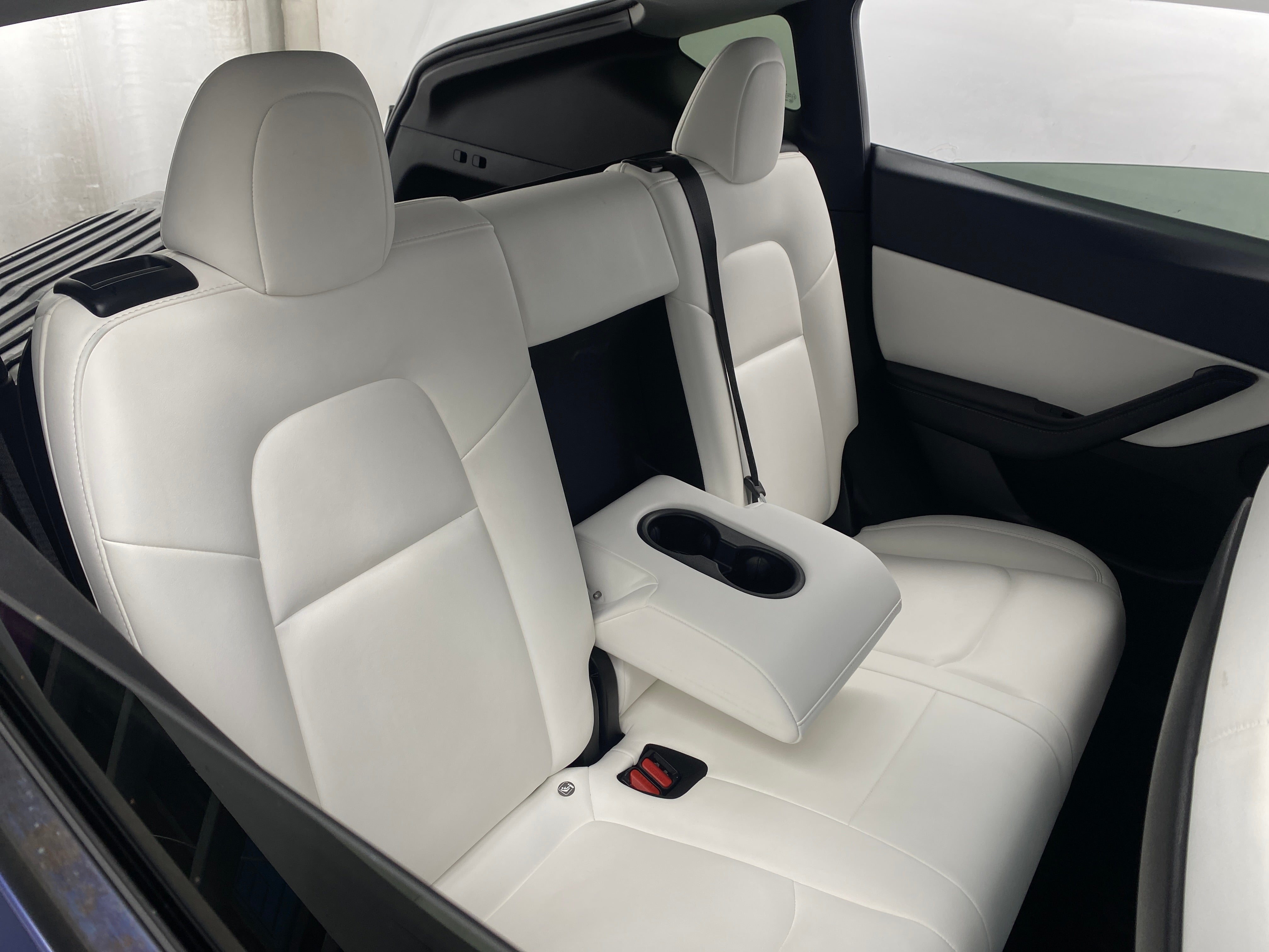 Used 2021 Tesla Model Y Long Range with VIN 5YJYGDEE3MF085109 for sale in Auburn, WA