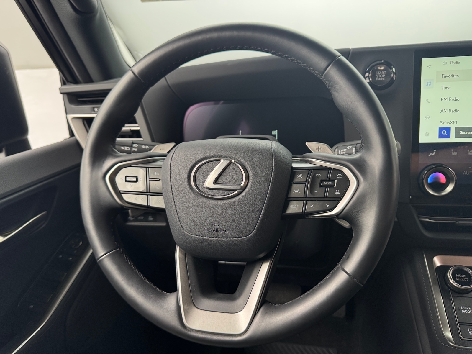 Thumbnail: 2024 Lexus GX - 4