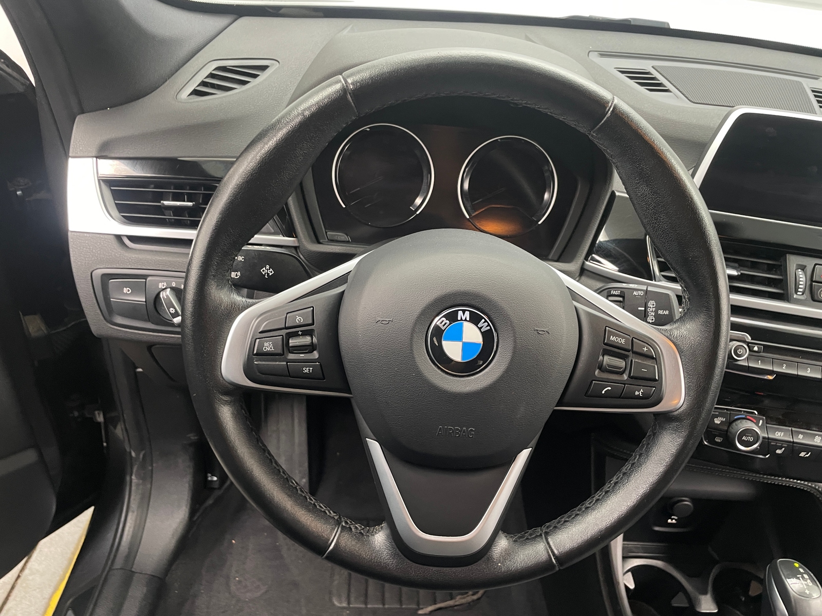 Thumbnail: 2019 BMW X1 - 4
