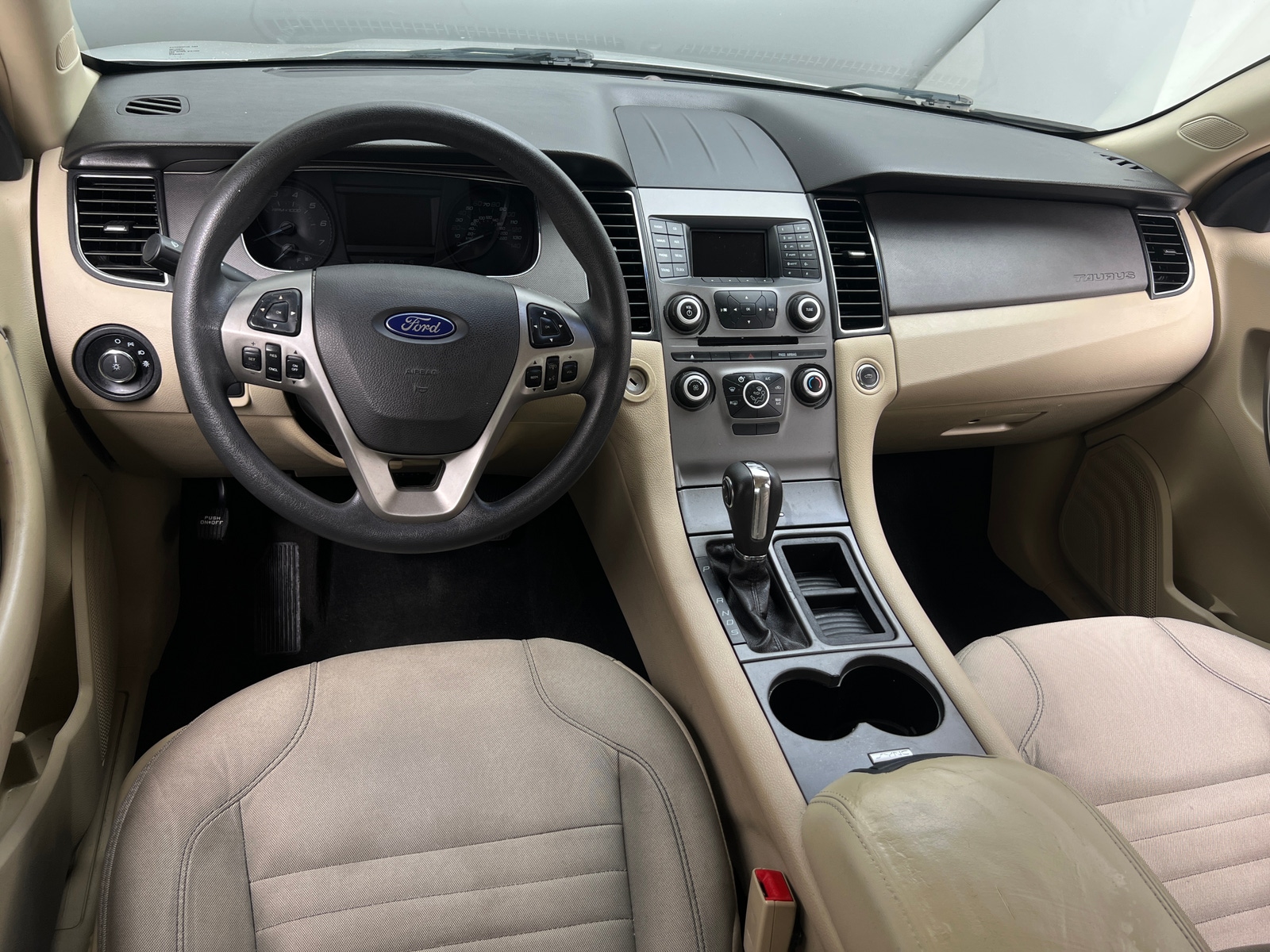 Thumbnail: 2015 Ford Taurus - 3
