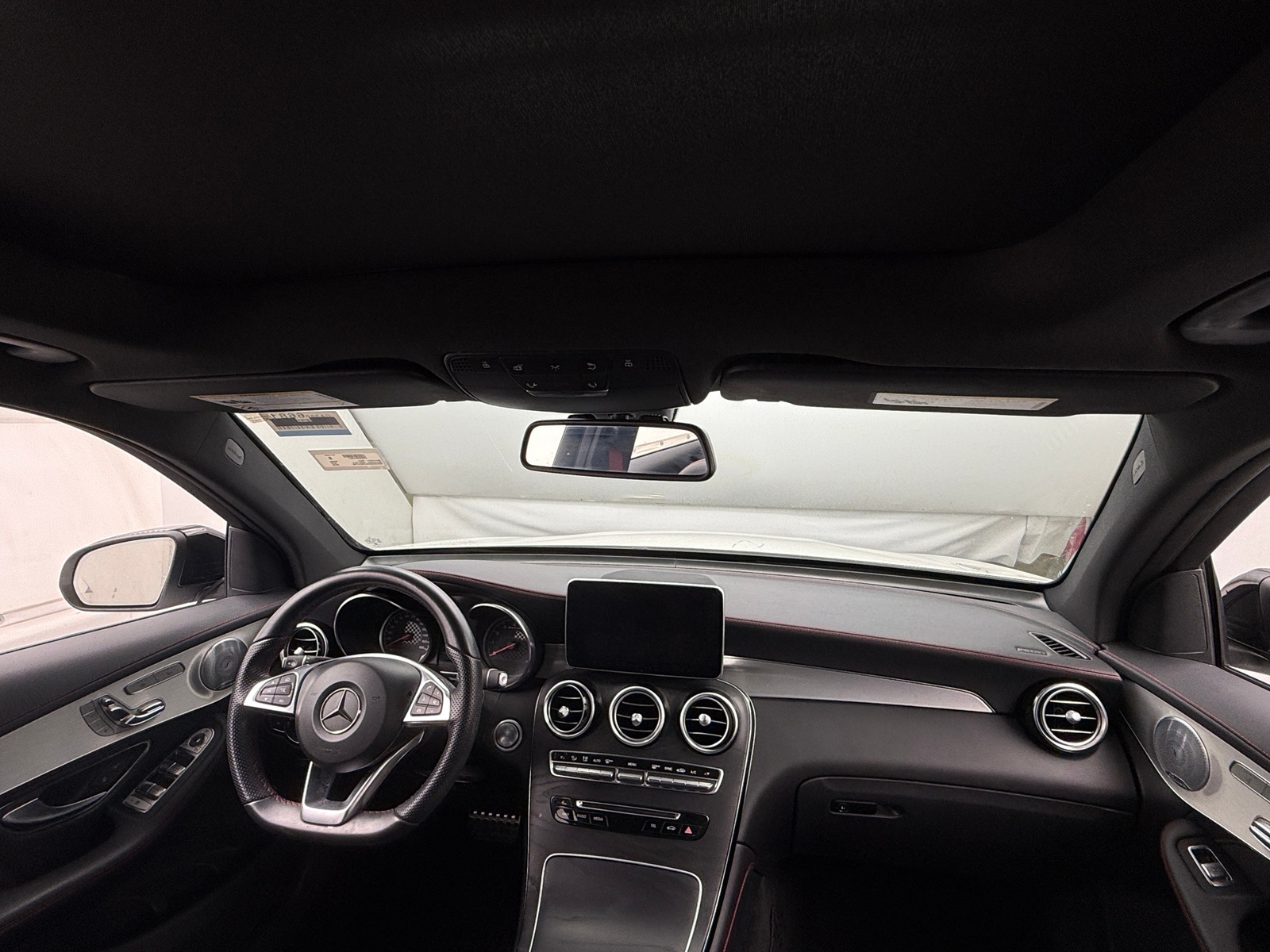 Thumbnail: 2018 Mercedes-Benz GLC - 2