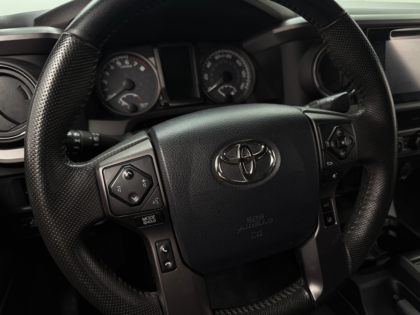 Thumbnail: 2019 Toyota Tacoma - 5
