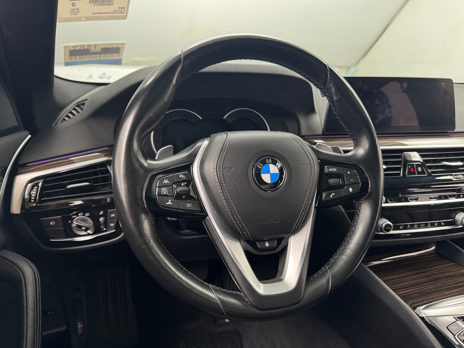 Thumbnail: 2017 BMW 5 Series - 4