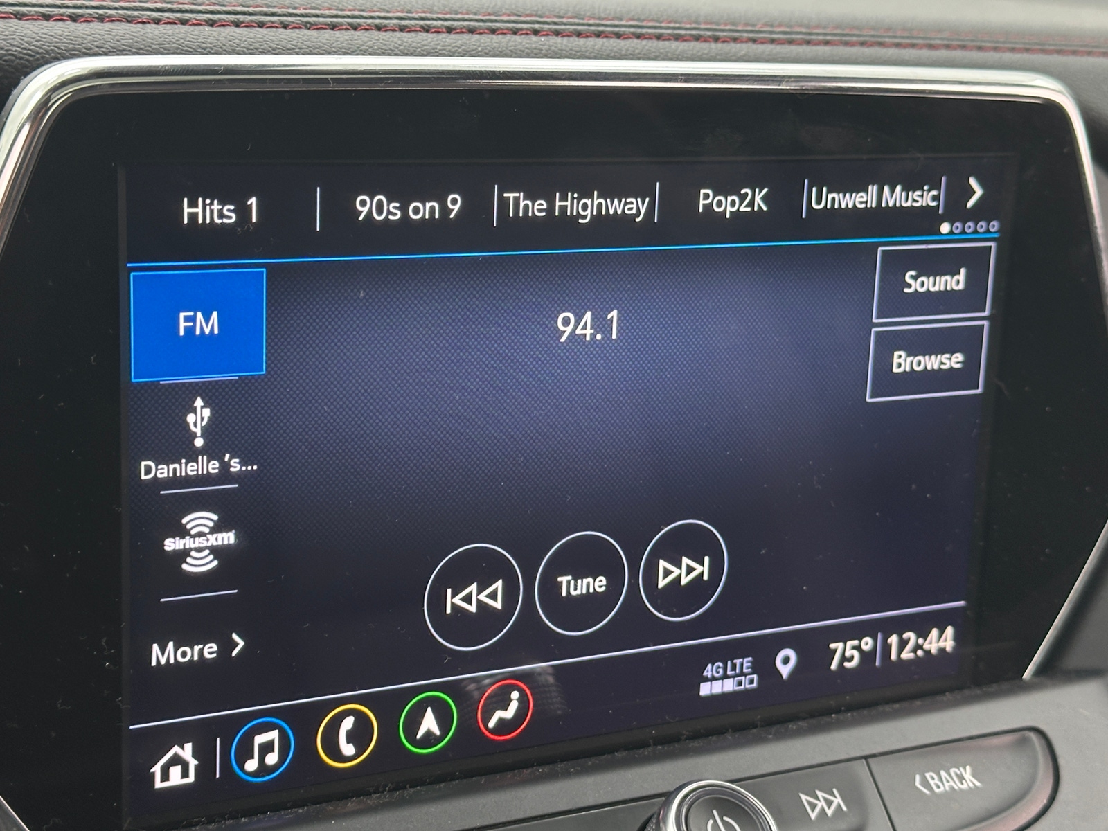 Thumbnail: 2019 Chevrolet Blazer - 3