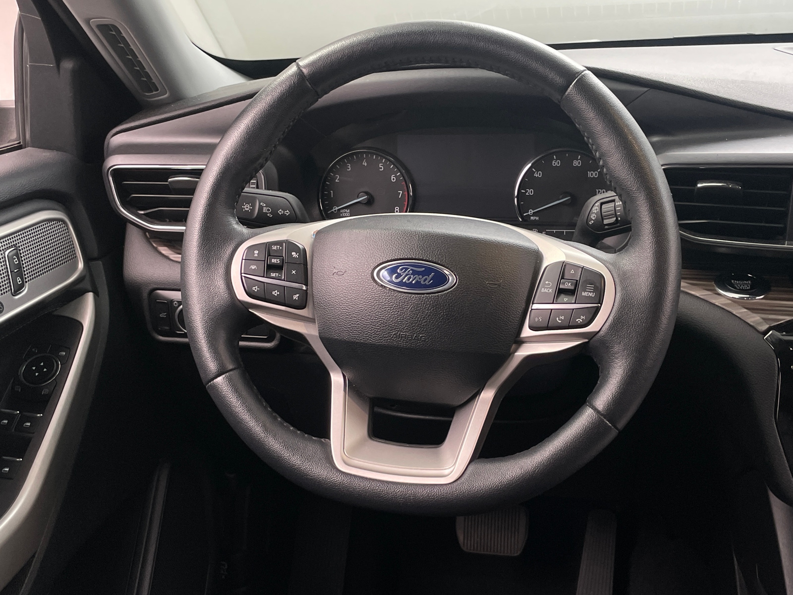 Thumbnail: 2024 Ford Explorer - 4