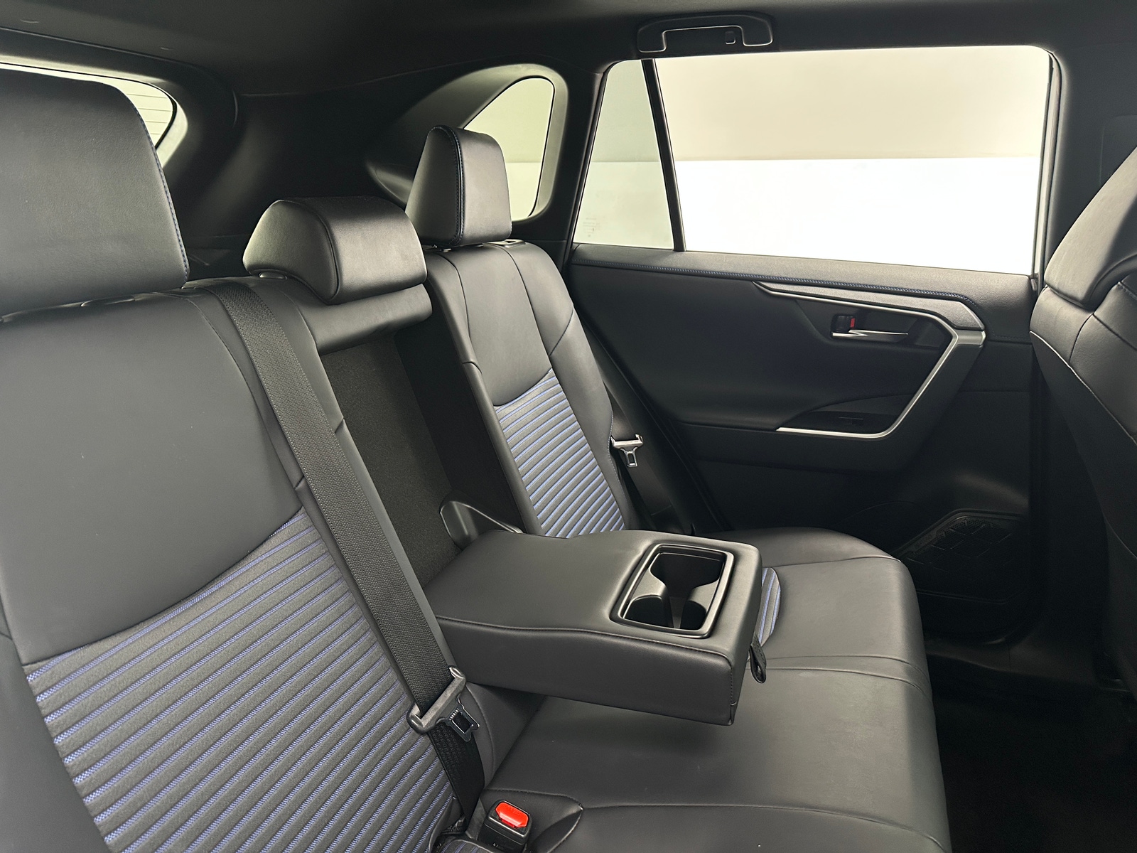 Thumbnail: 2023 Toyota RAV4 - 6