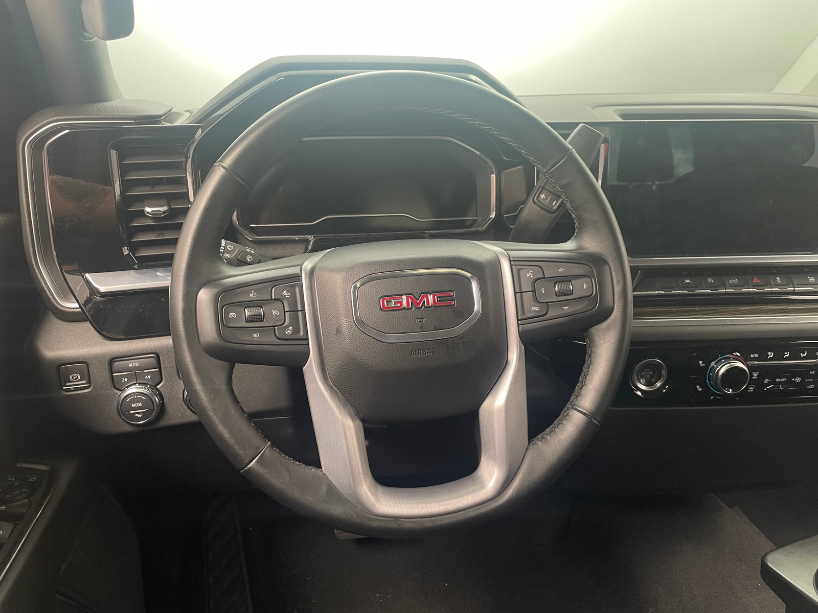 Thumbnail: 2024 GMC Sierra 1500 - 5