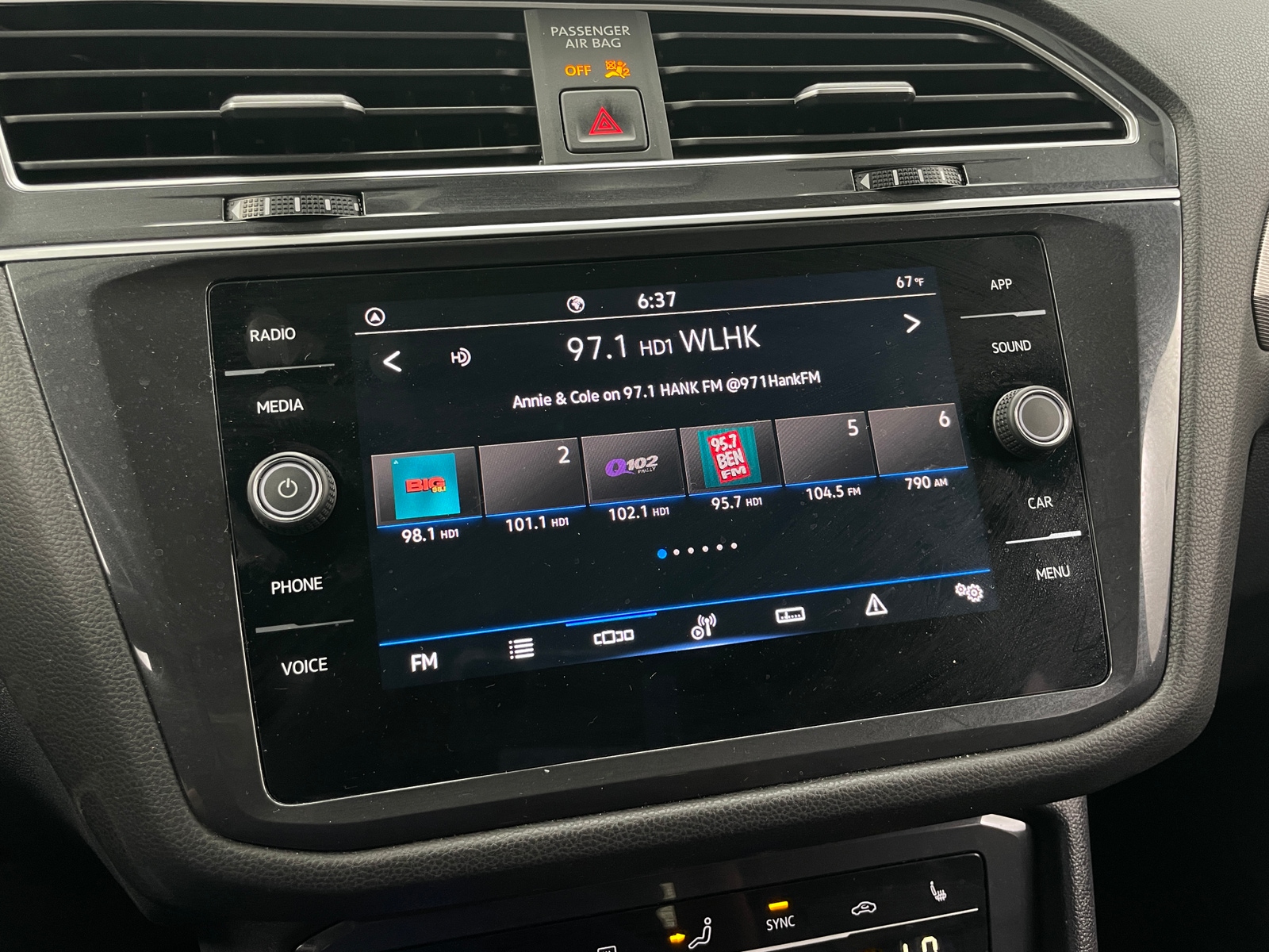 Thumbnail: 2024 Volkswagen Tiguan - 3