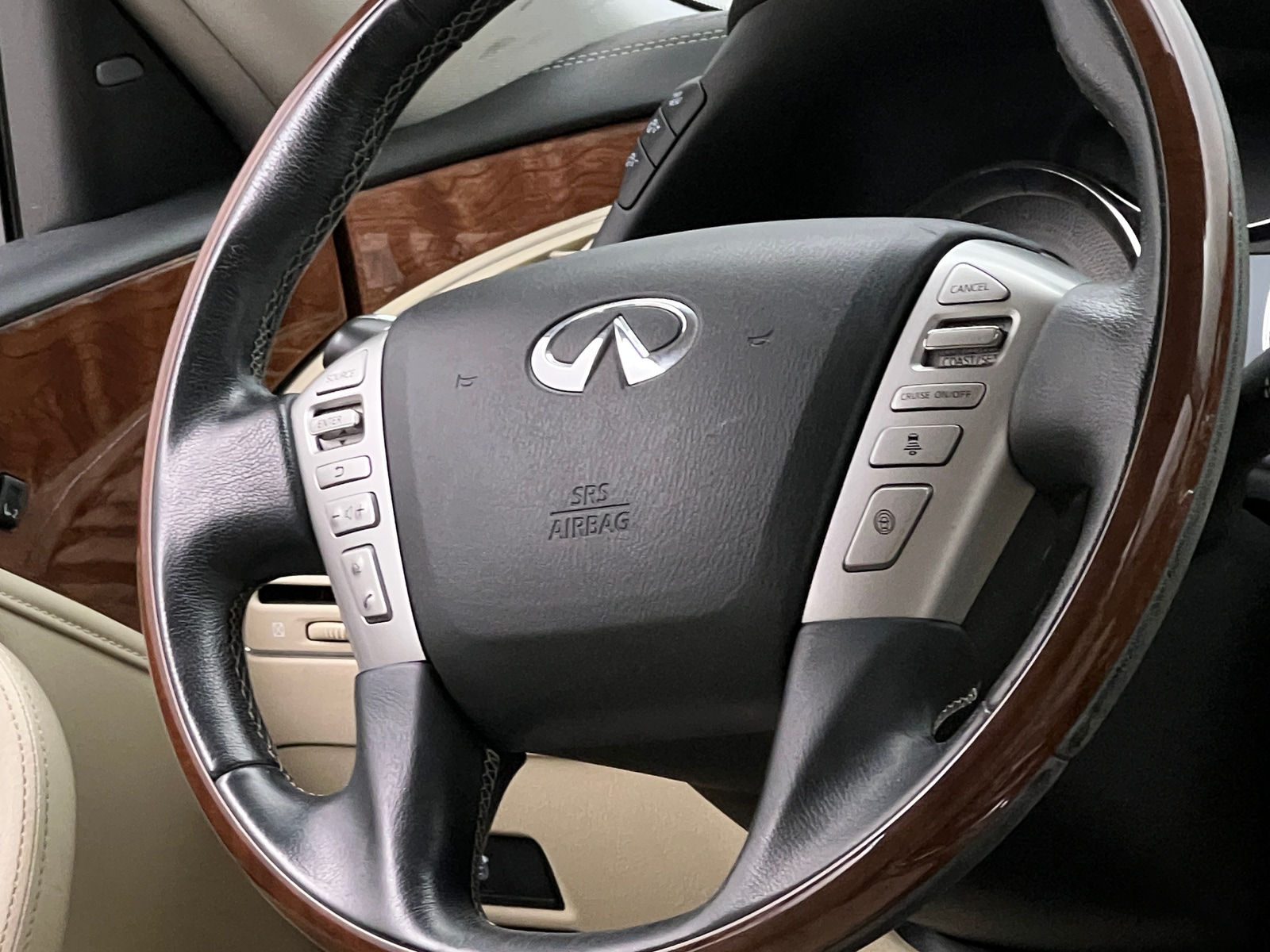 Thumbnail: 2019 INFINITI QX80 - 4