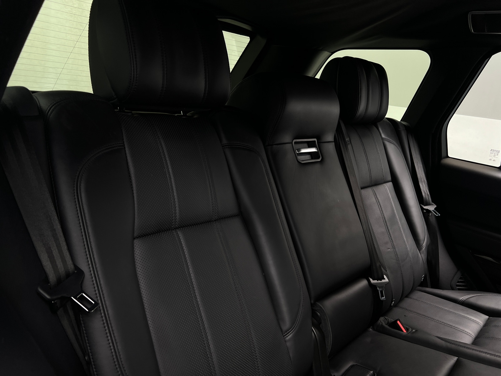 Thumbnail: 2015 Land Rover Range Rover - 5