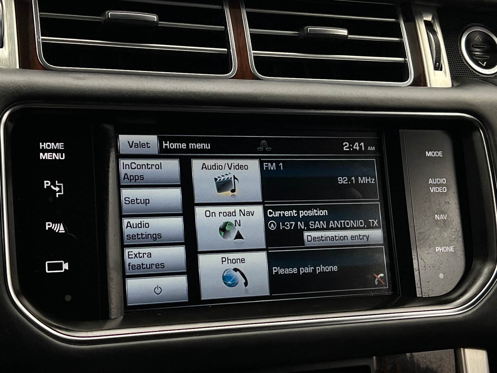 Thumbnail: 2015 Land Rover Range Rover - 3