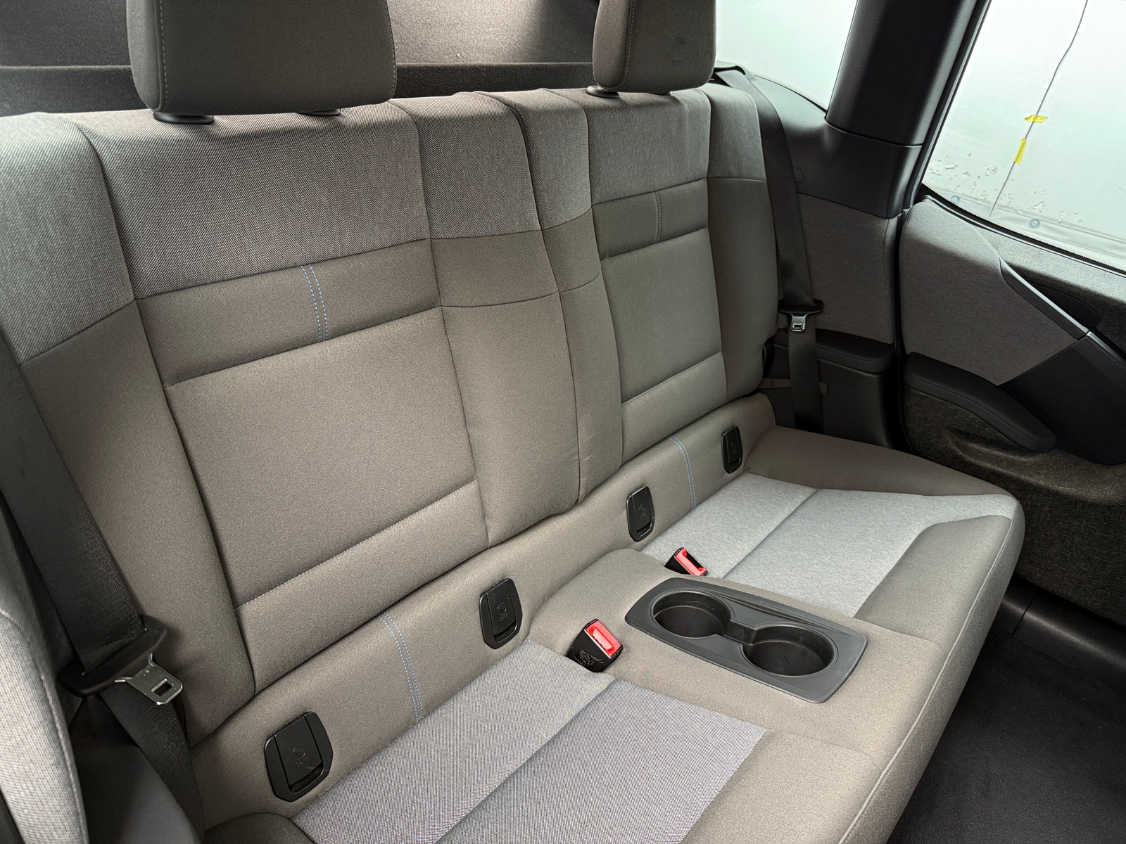 Thumbnail: 2019 BMW i3 - 6