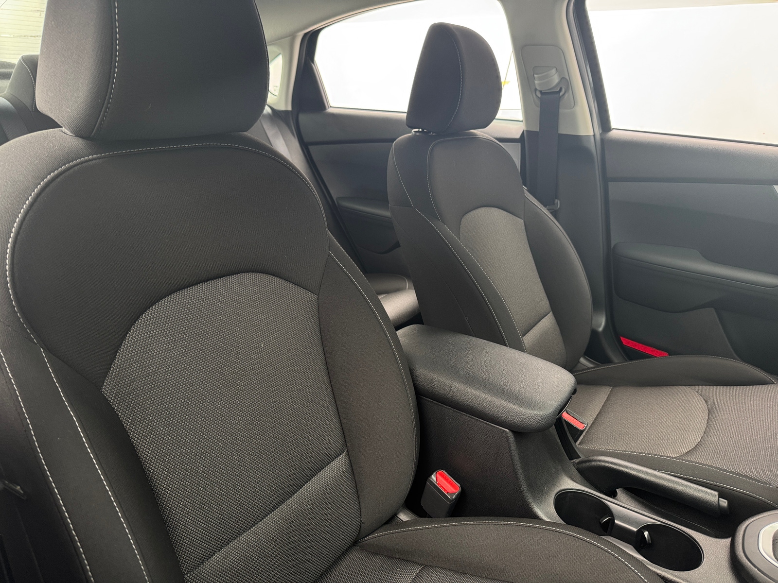 Thumbnail: 2023 Kia Forte - 2