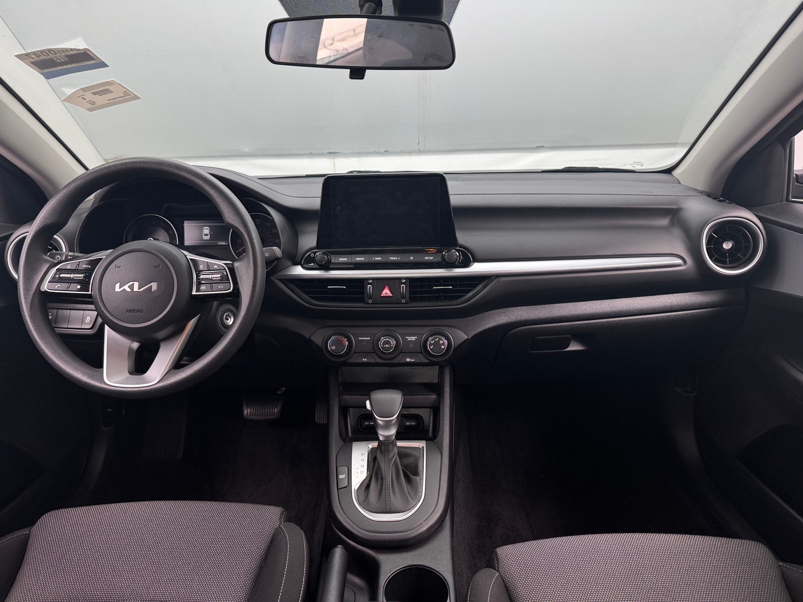 Thumbnail: 2023 Kia Forte - 3
