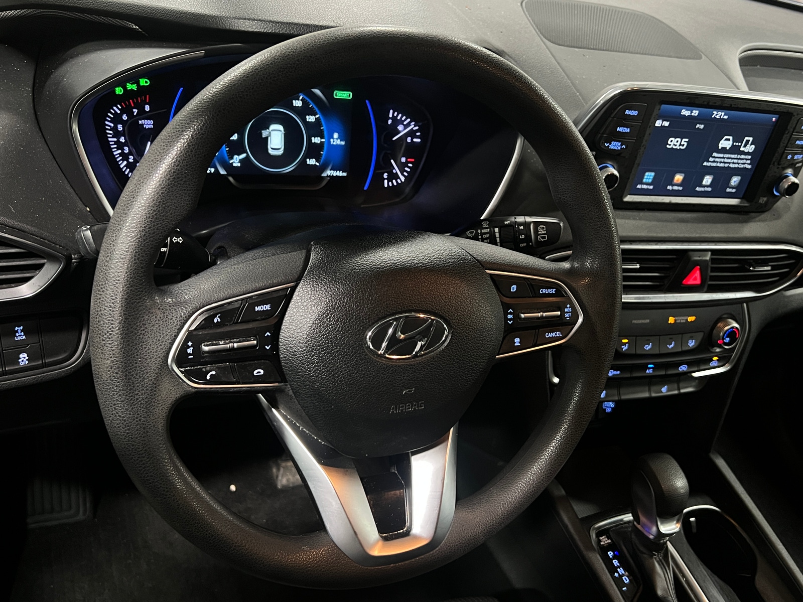 Thumbnail: 2019 Hyundai Santa Fe - 5