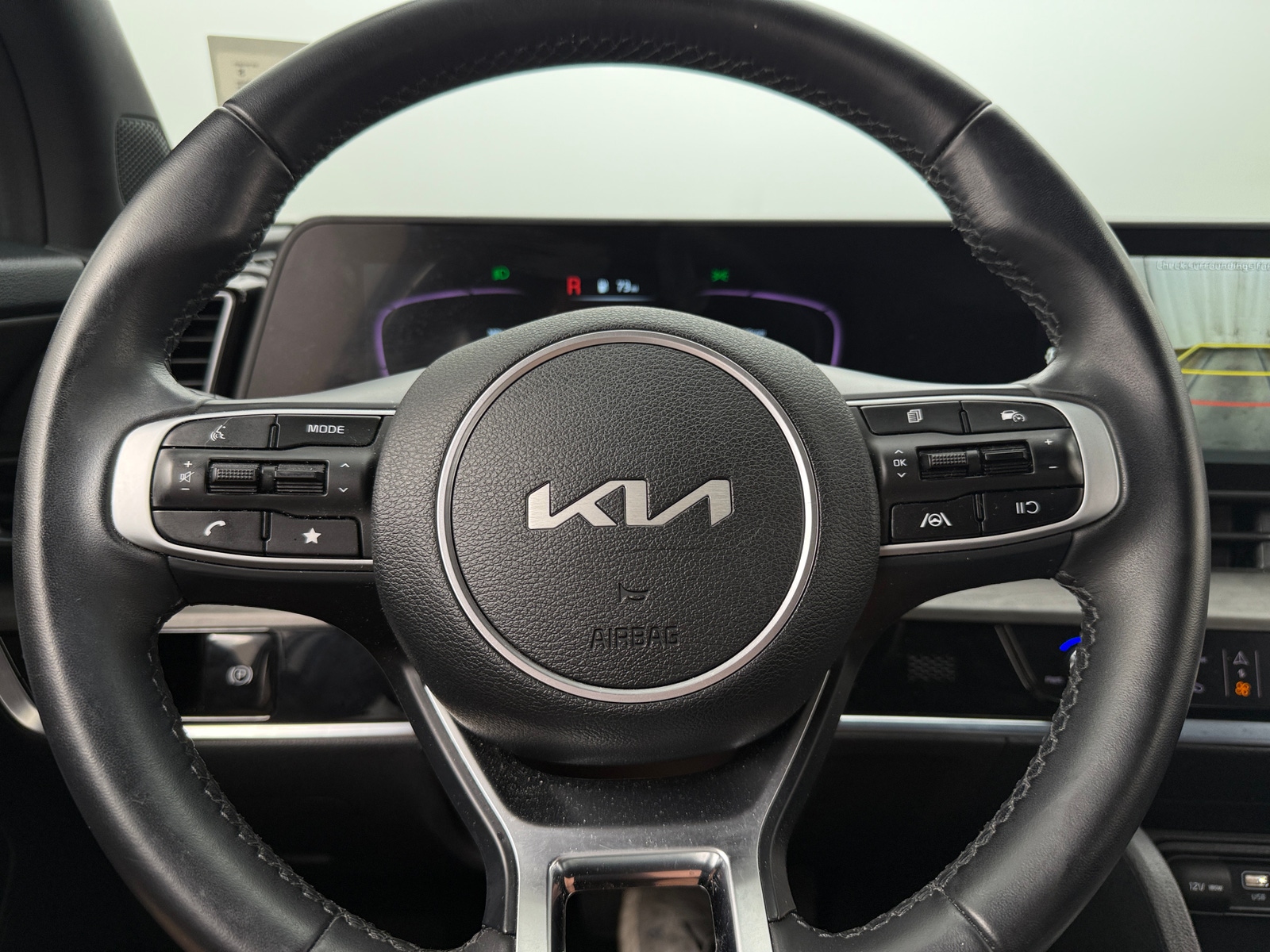 Thumbnail: 2023 Kia Sportage - 4