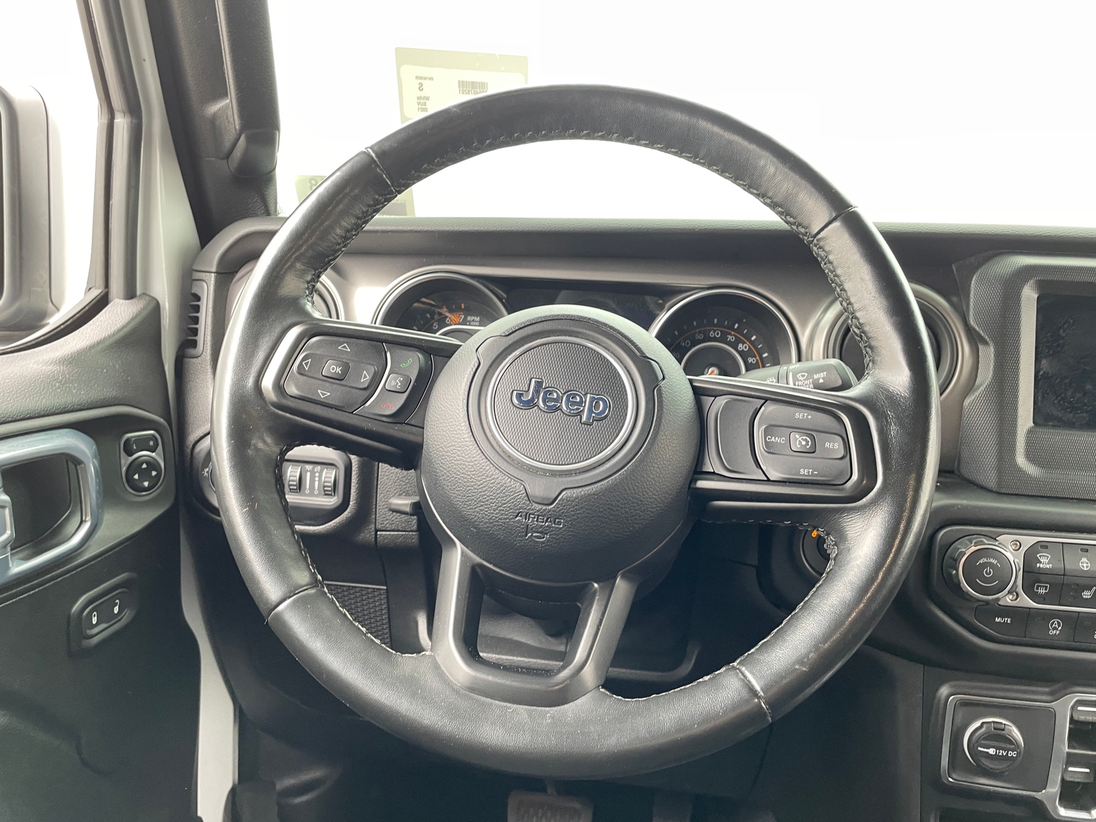 Thumbnail: 2021 Jeep Wrangler - 5