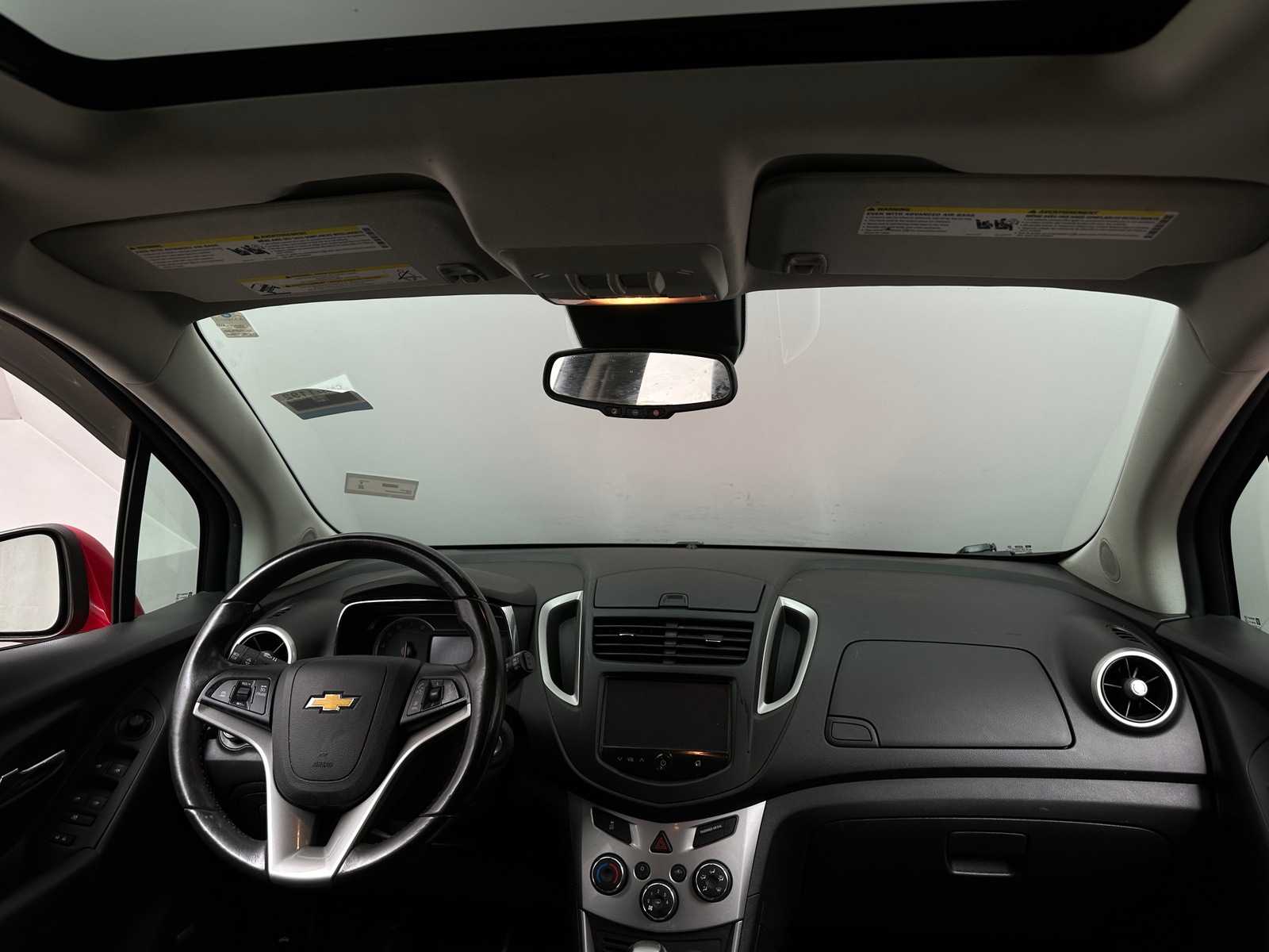 Thumbnail: 2016 Chevrolet Trax - 3