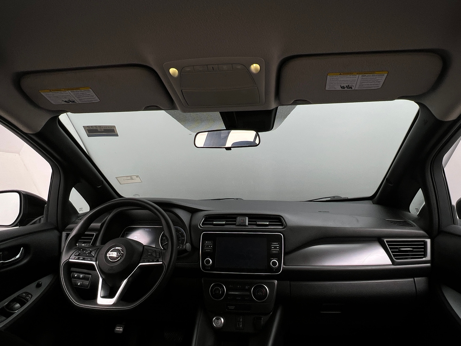Thumbnail: 2022 Nissan Leaf - 3