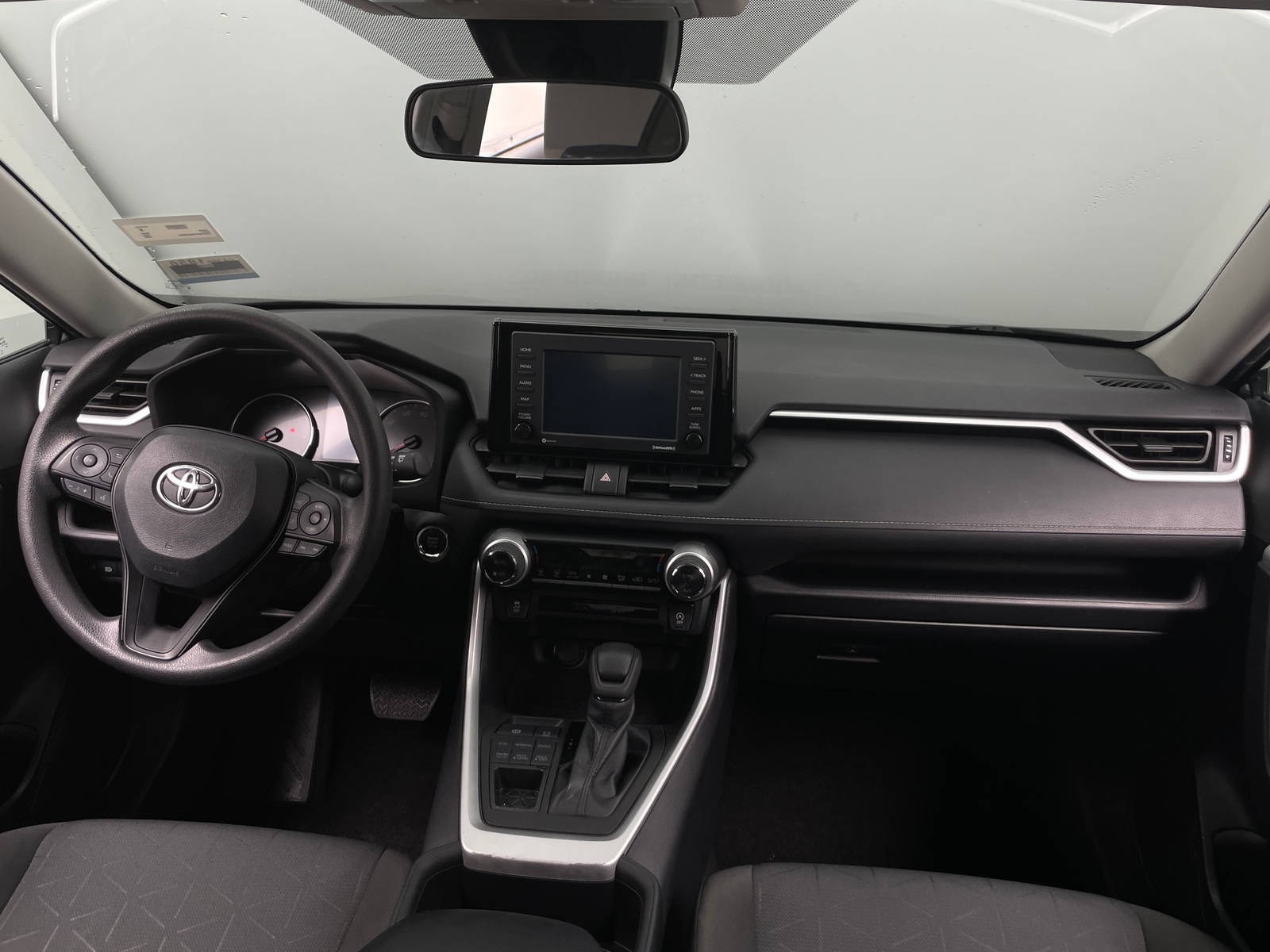 Thumbnail: 2022 Toyota RAV4 - 3