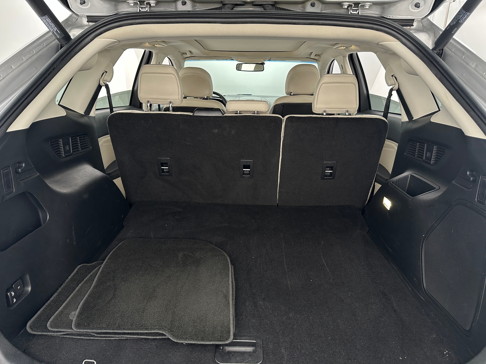 Thumbnail: 2018 Ford Edge - 6