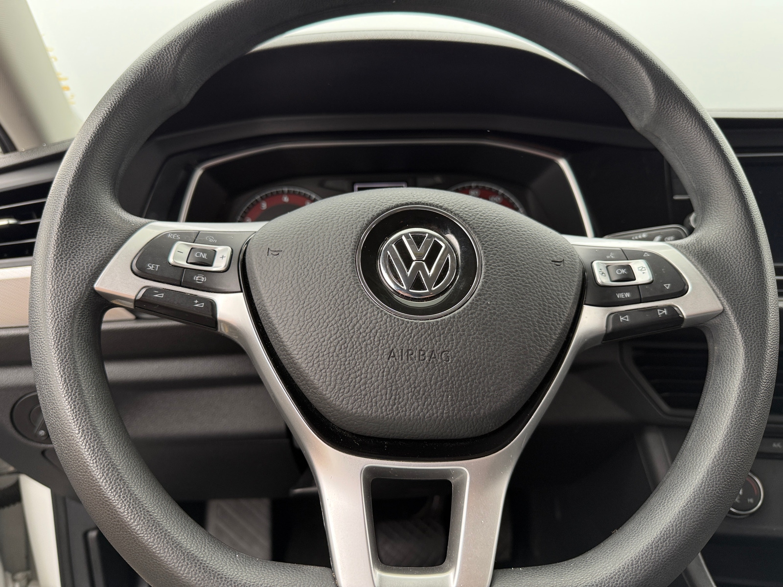 Thumbnail: 2019 Volkswagen Jetta - 5
