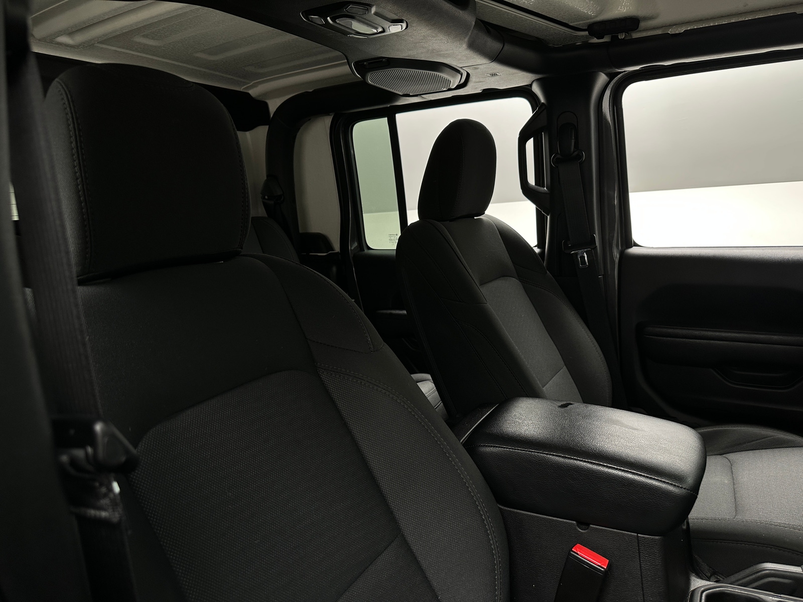 Thumbnail: 2022 Jeep Gladiator - 2