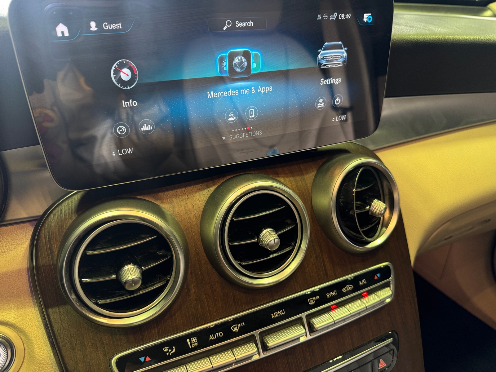 Thumbnail: 2020 Mercedes-Benz GLC - 3