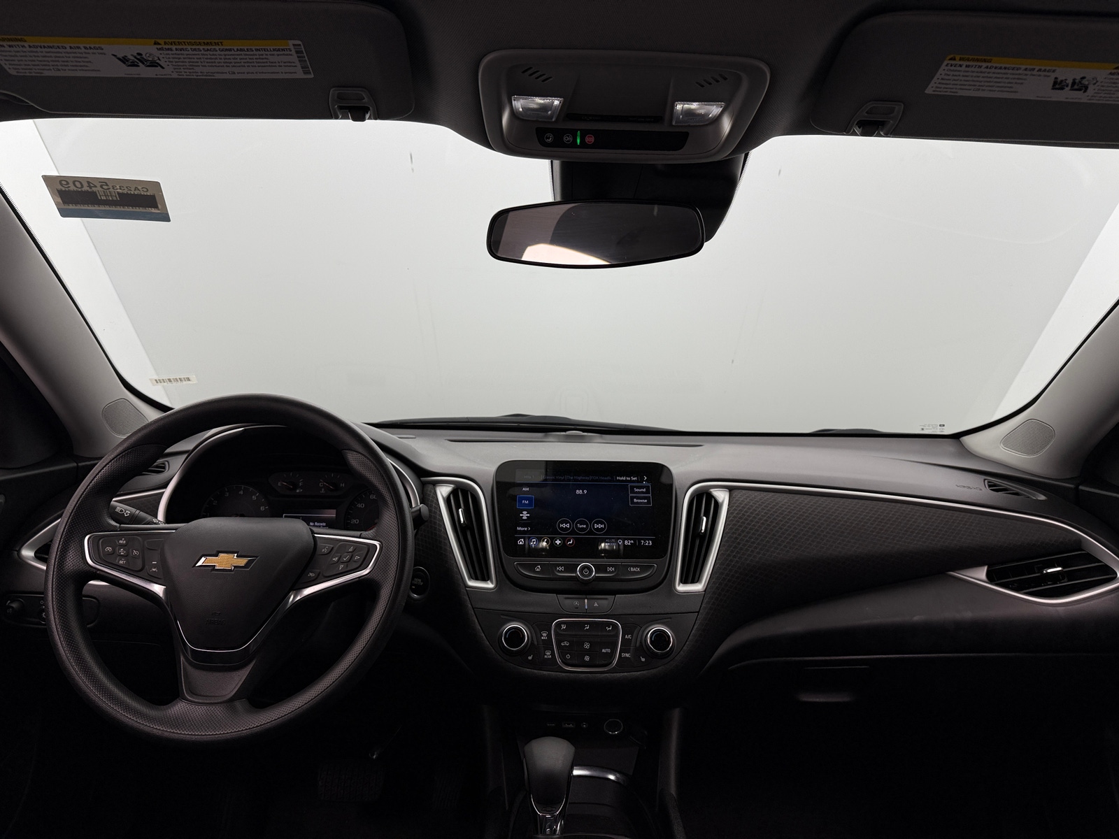 Thumbnail: 2024 Chevrolet Malibu - 3