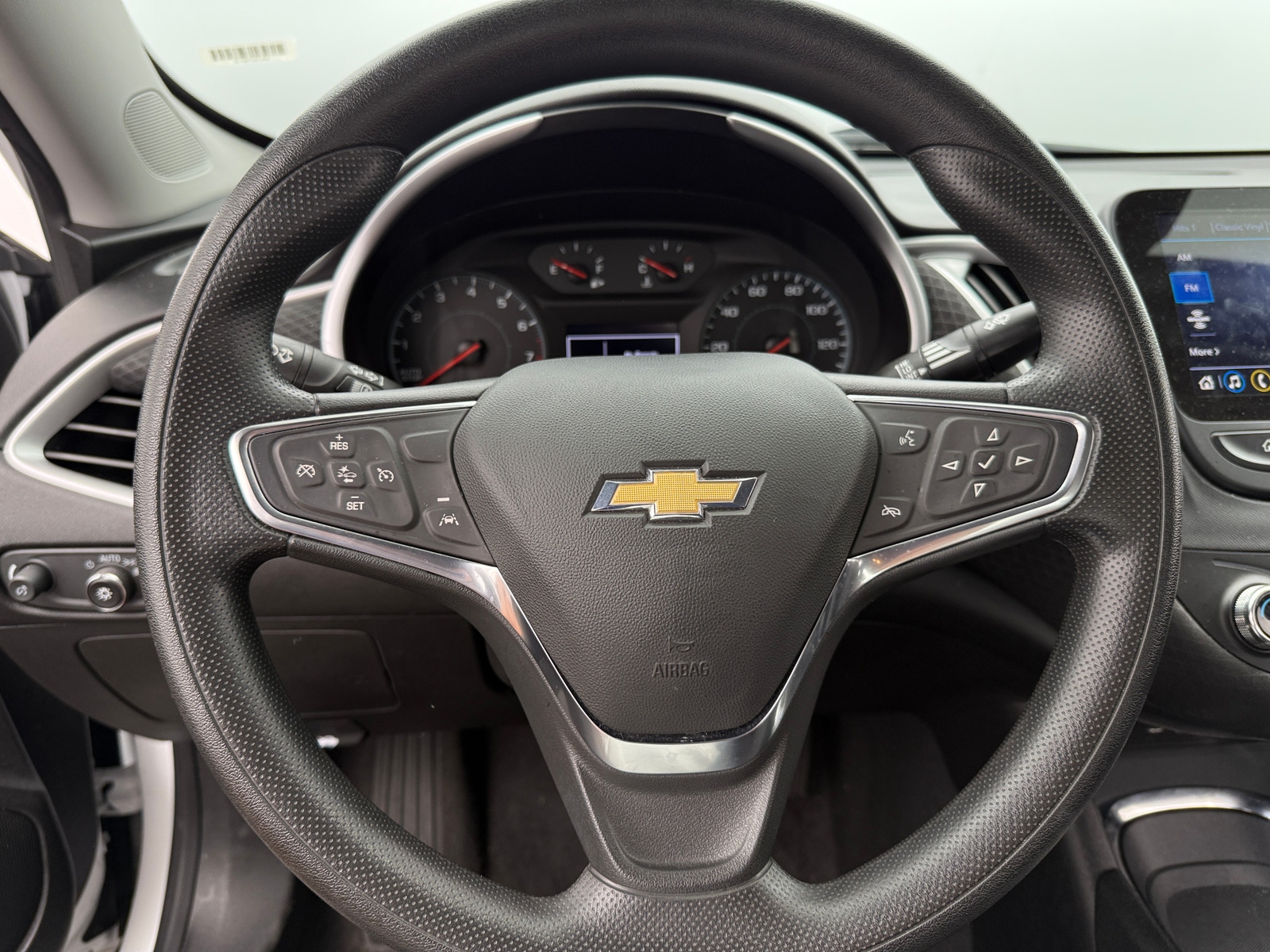 Thumbnail: 2024 Chevrolet Malibu - 5