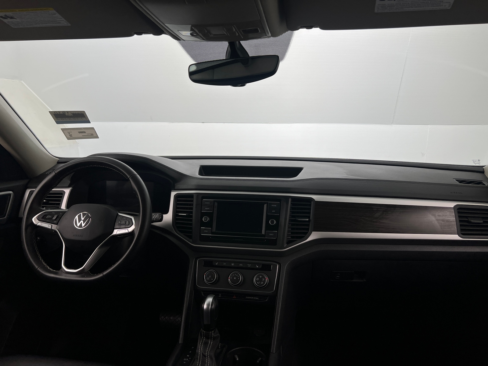 Thumbnail: 2023 Volkswagen Atlas - 2