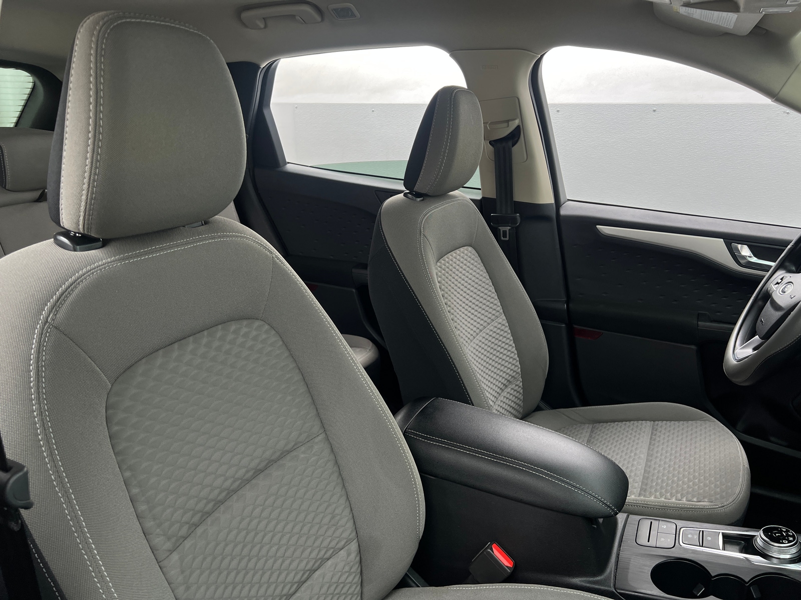 Thumbnail: 2020 Ford Escape - 2